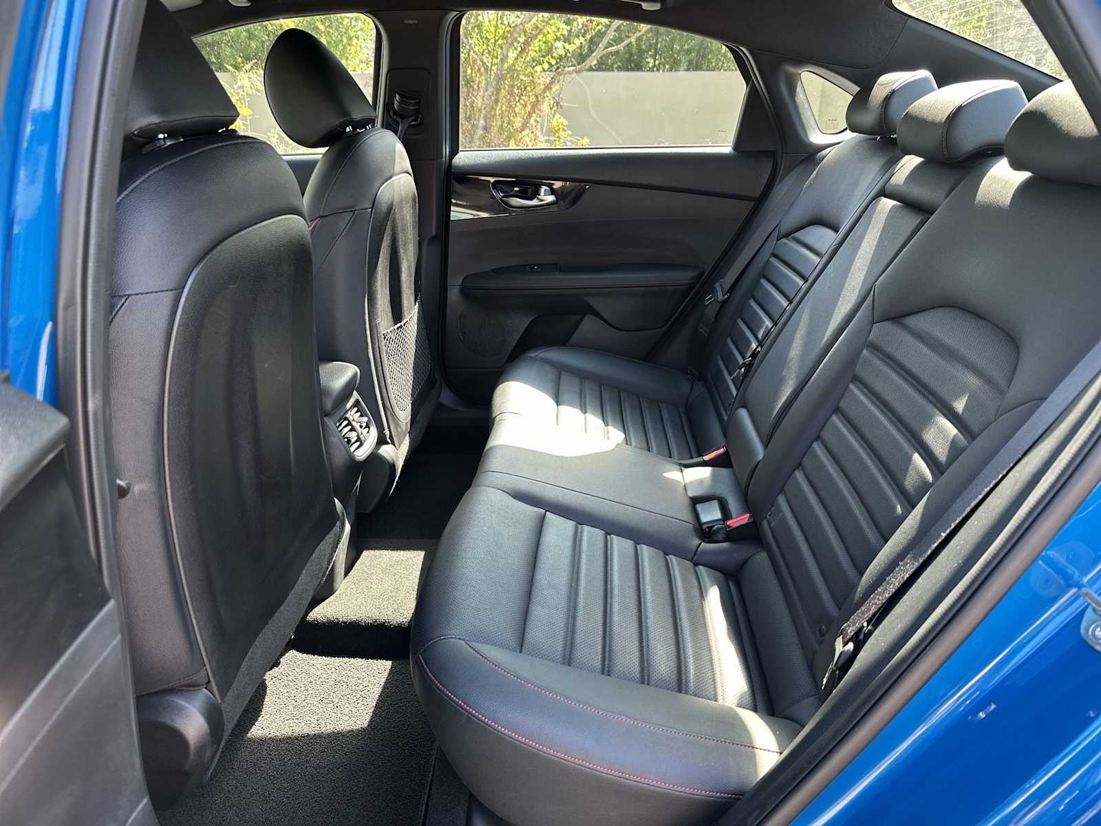 Thumbnail: 2023 Kia Forte - 18