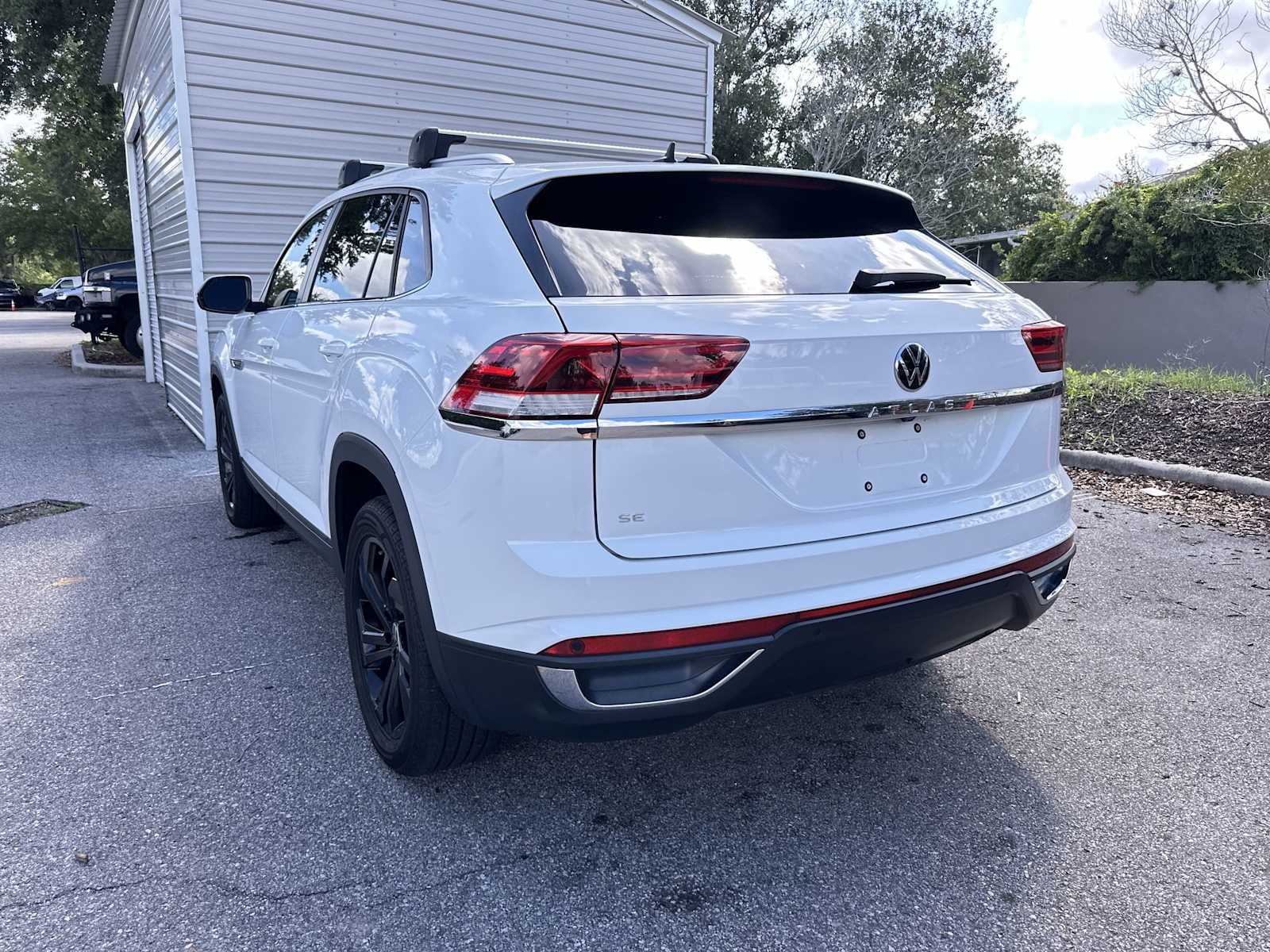 Thumbnail: 2022 Volkswagen Atlas - 4