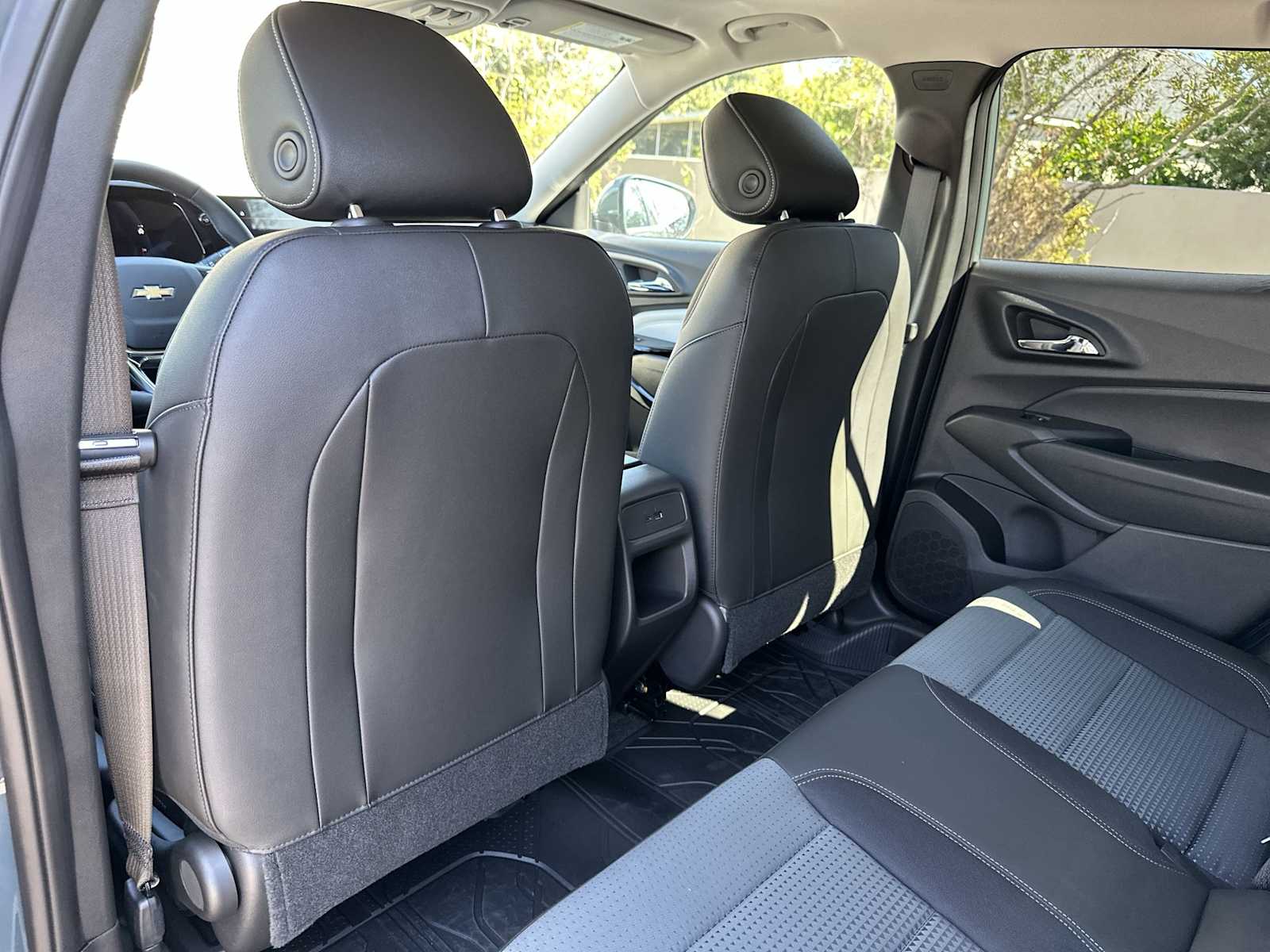 Thumbnail: 2026 Chevrolet Trax - 16