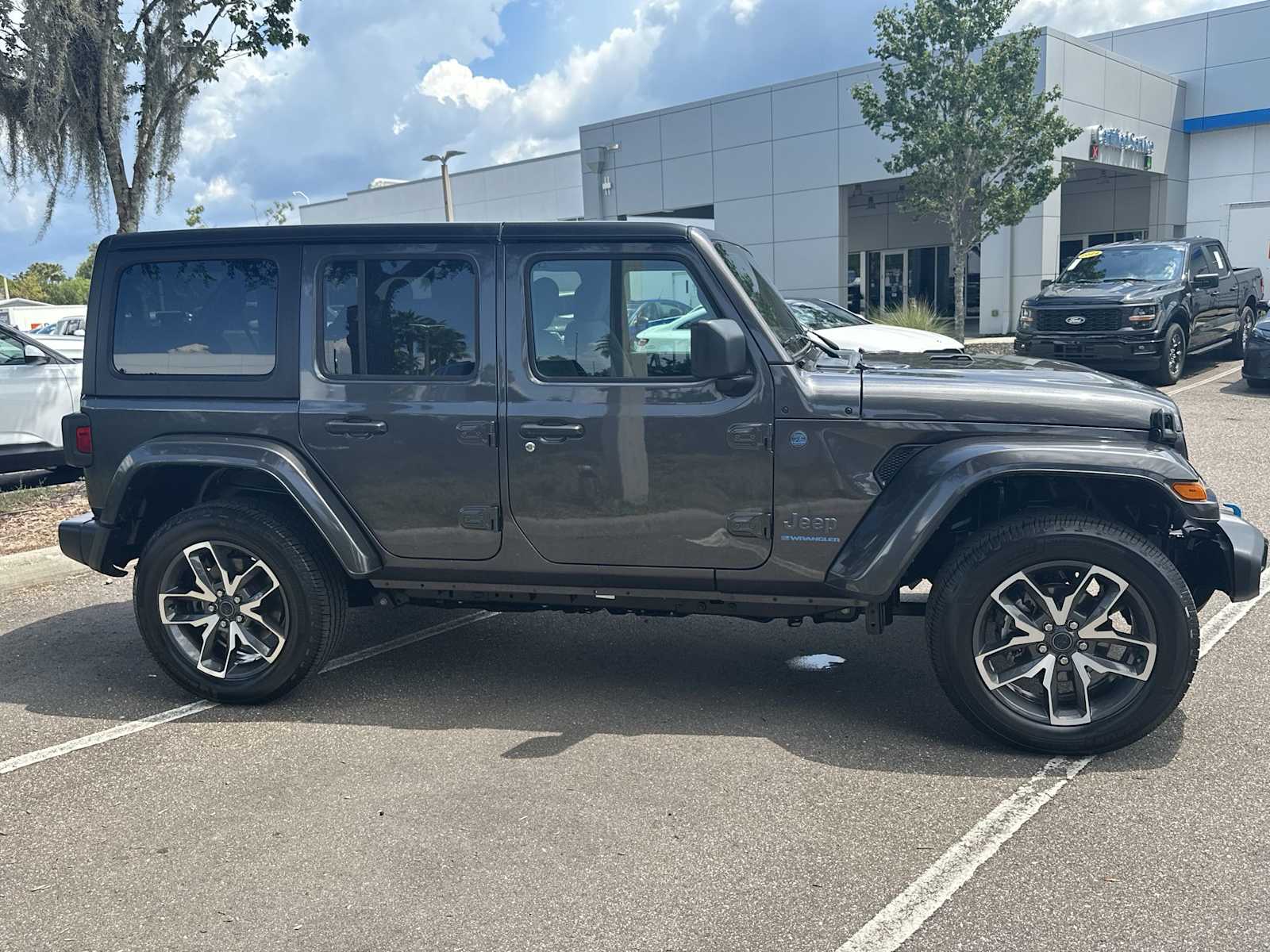 Thumbnail: 2024 Jeep Wrangler - 7