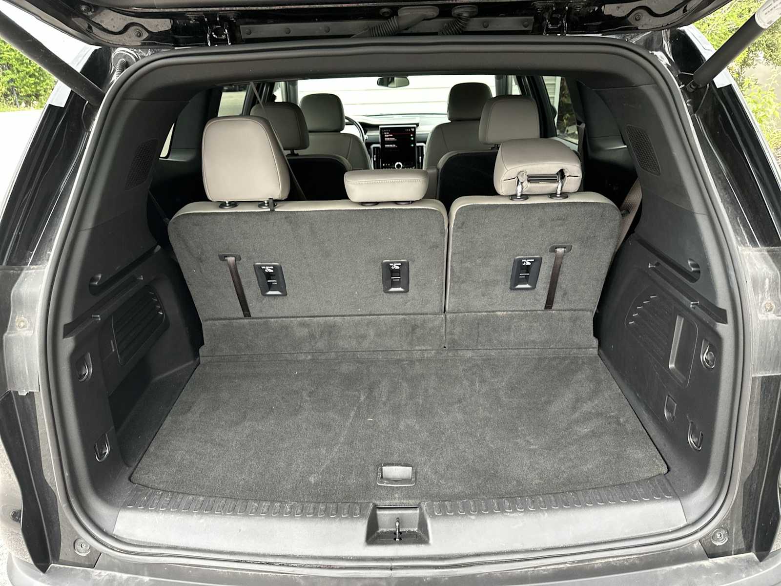 Thumbnail: 2024 GMC Acadia - 25