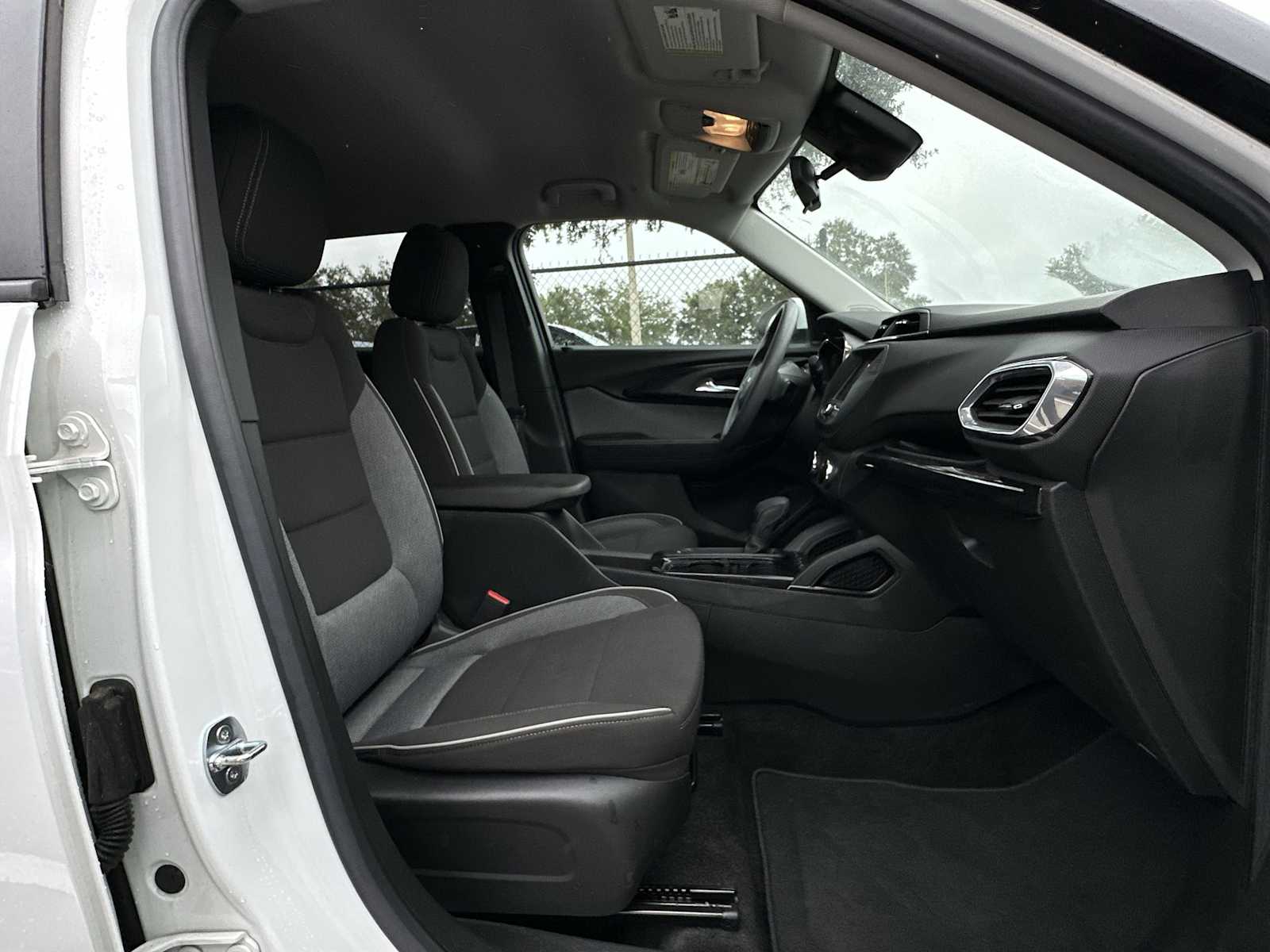 Thumbnail: 2023 Chevrolet TrailBlazer - 19