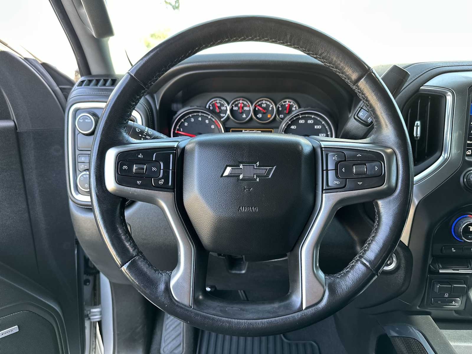 Thumbnail: 2021 Chevrolet Silverado 1500 - 20