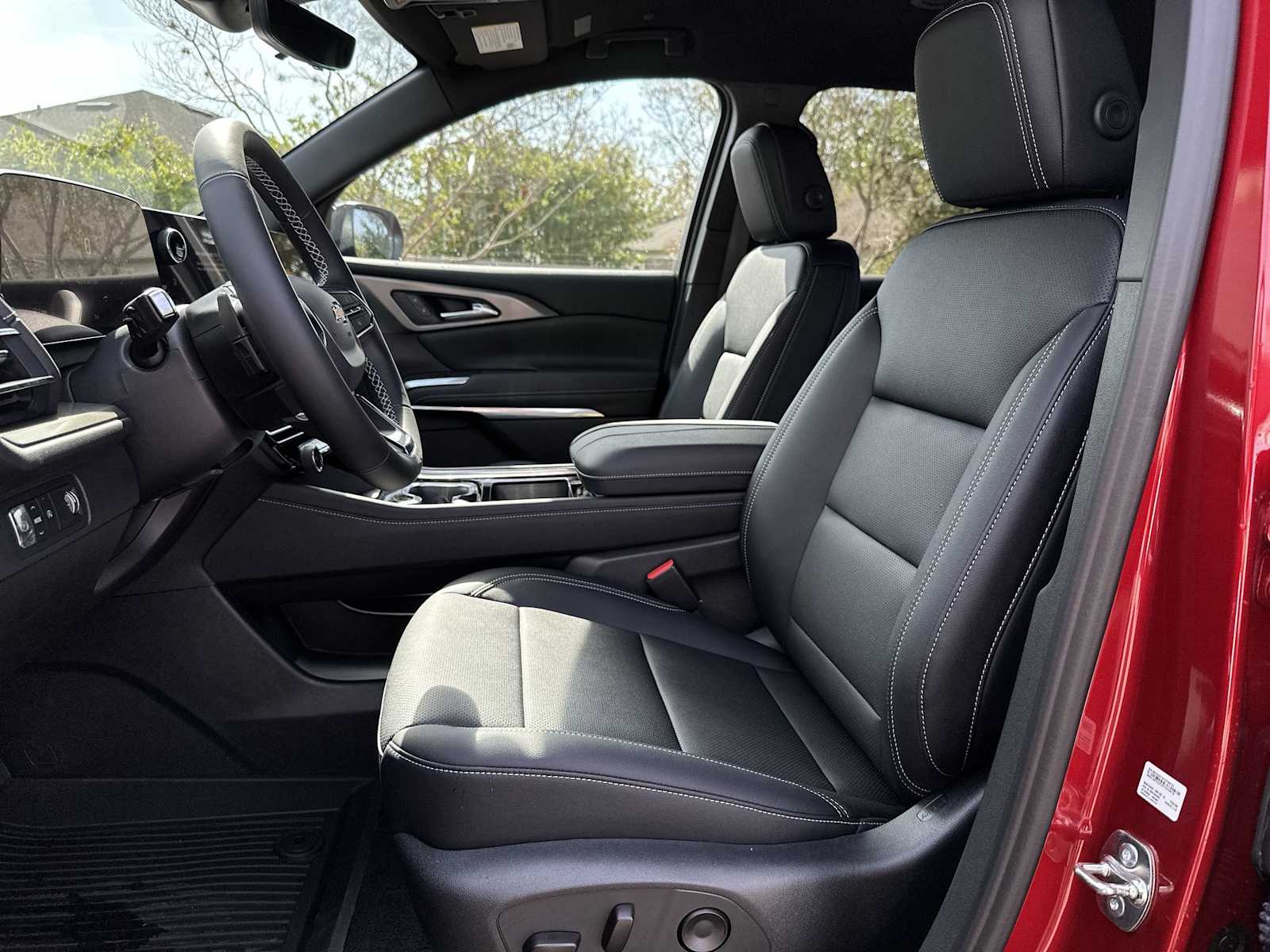 Thumbnail: 2026 Chevrolet Traverse - 15