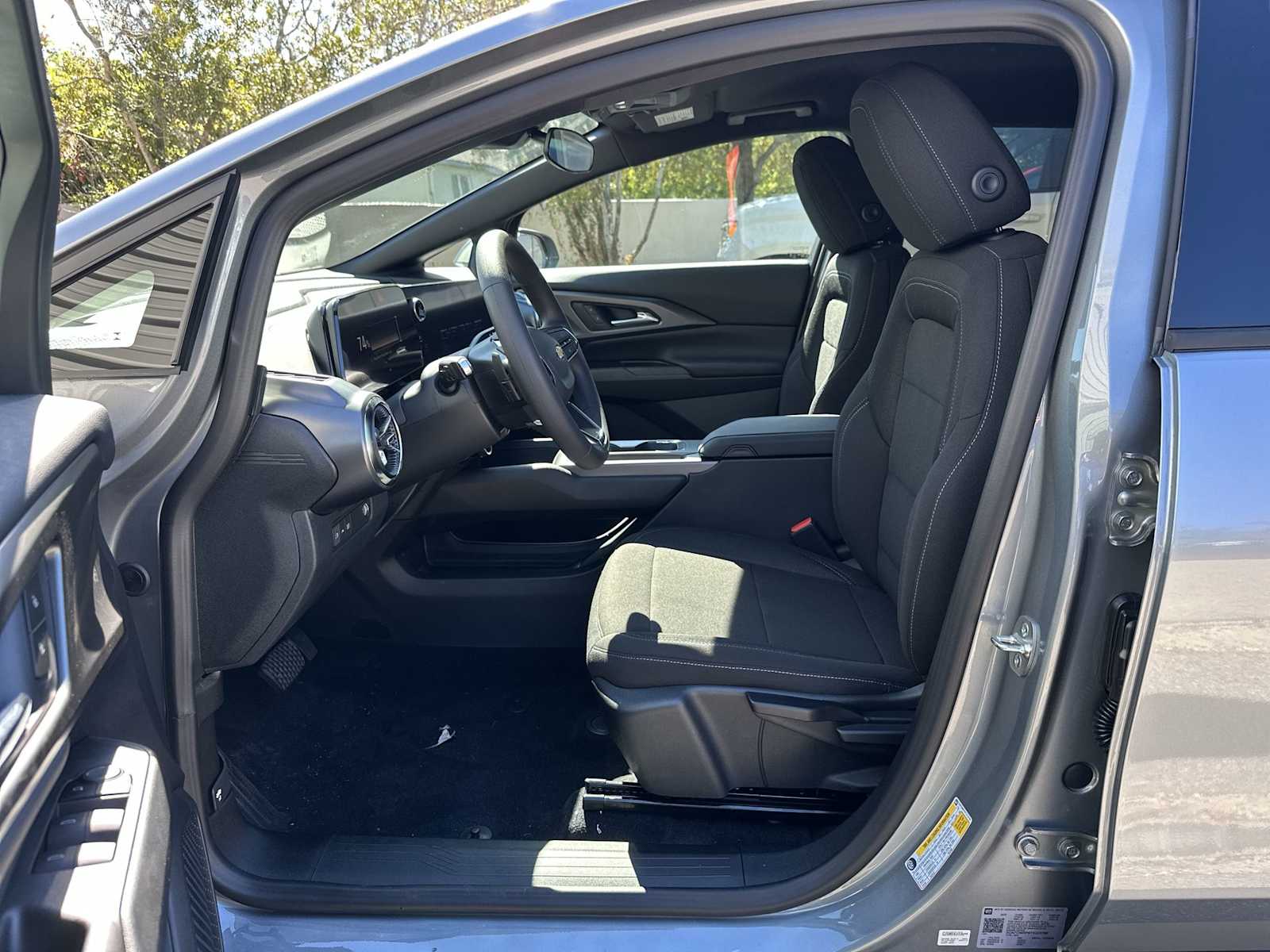 Thumbnail: 2026 Chevrolet Equinox - 2