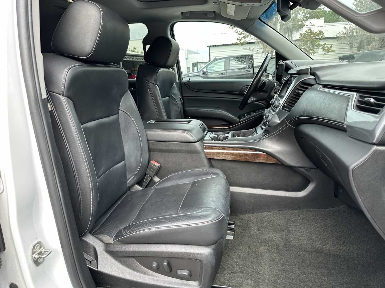 Thumbnail: 2018 Chevrolet Tahoe - 20