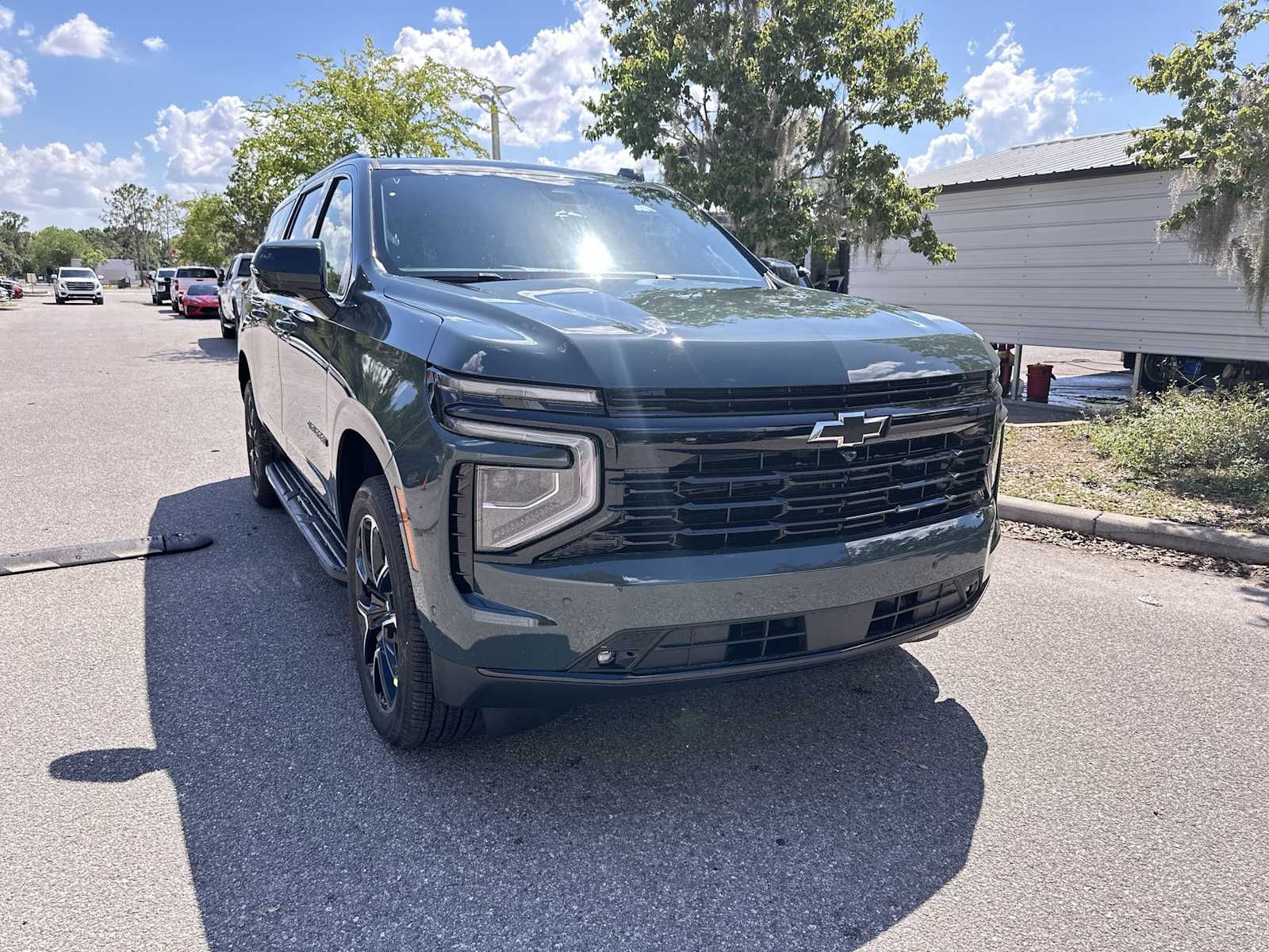 Thumbnail: 2026 Chevrolet Suburban - 8