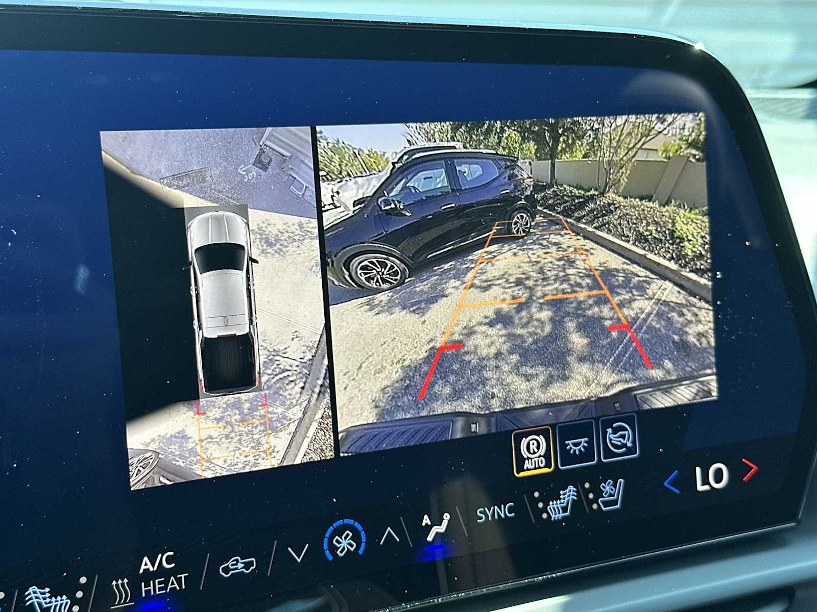 Thumbnail: 2026 Chevrolet Silverado EV - 22
