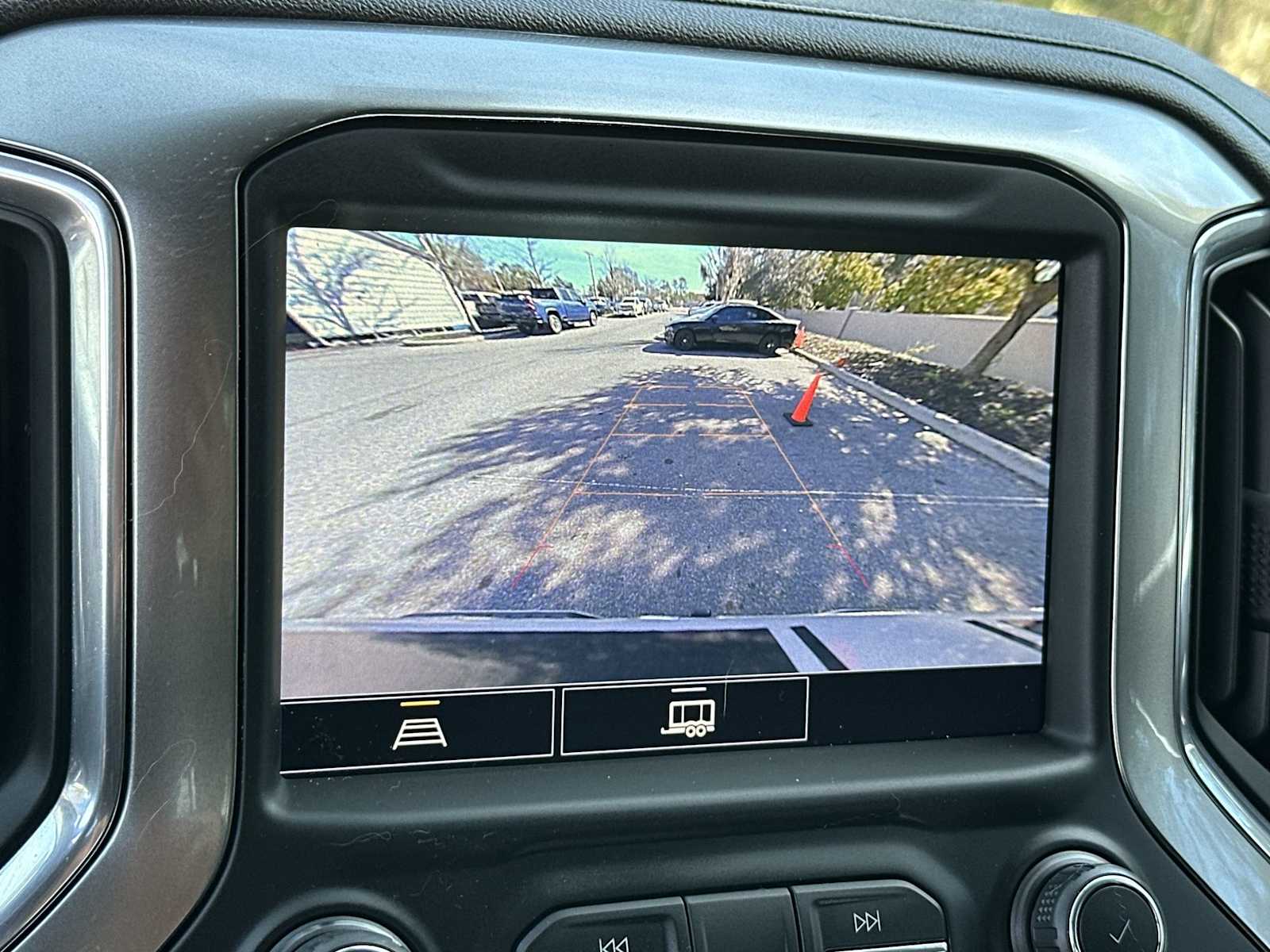 Thumbnail: 2021 Chevrolet Silverado 1500 - 22