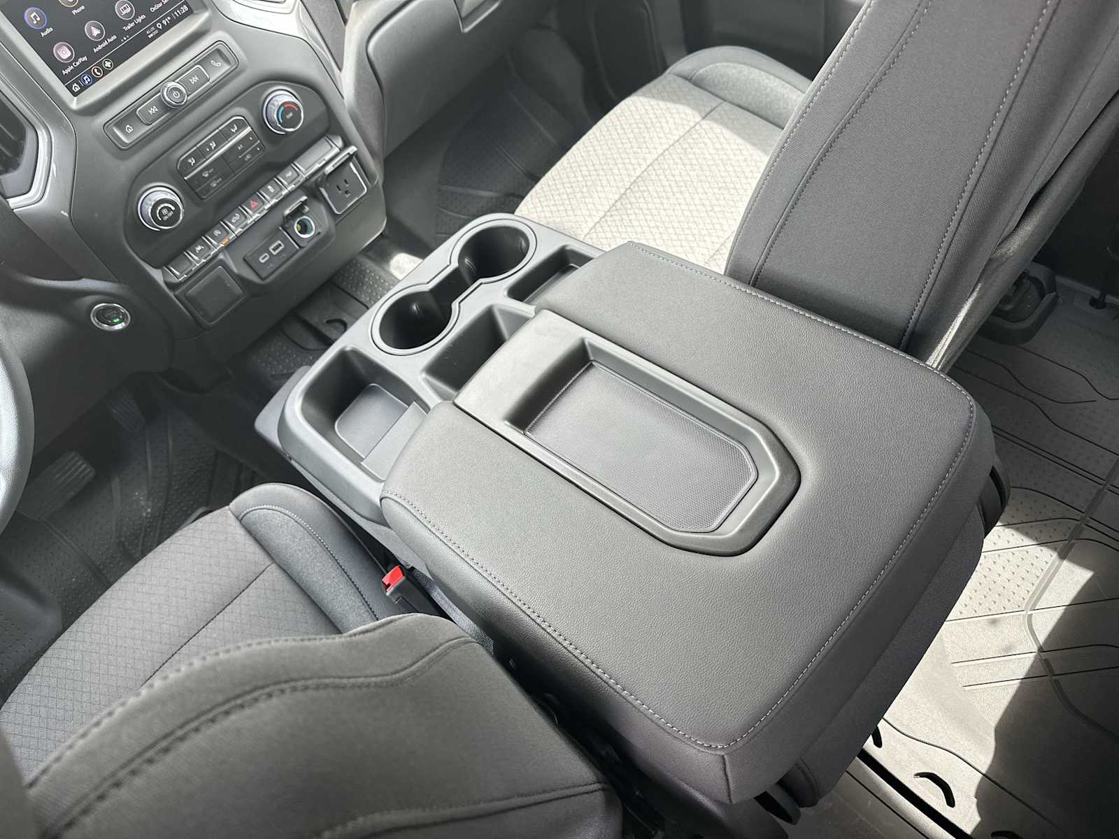 Thumbnail: 2026 Chevrolet Silverado 1500 - 21