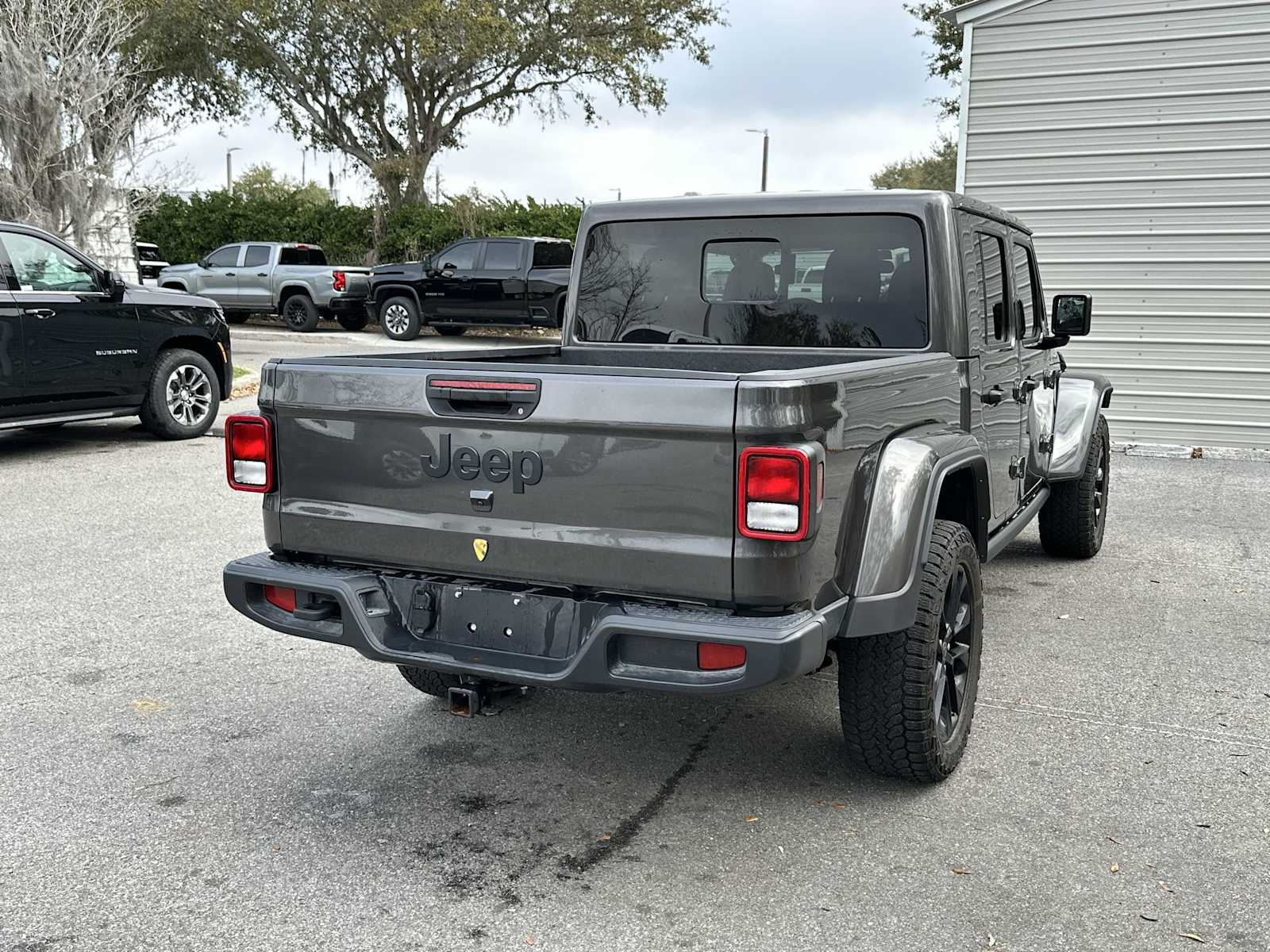 Thumbnail: 2024 Jeep Gladiator - 6