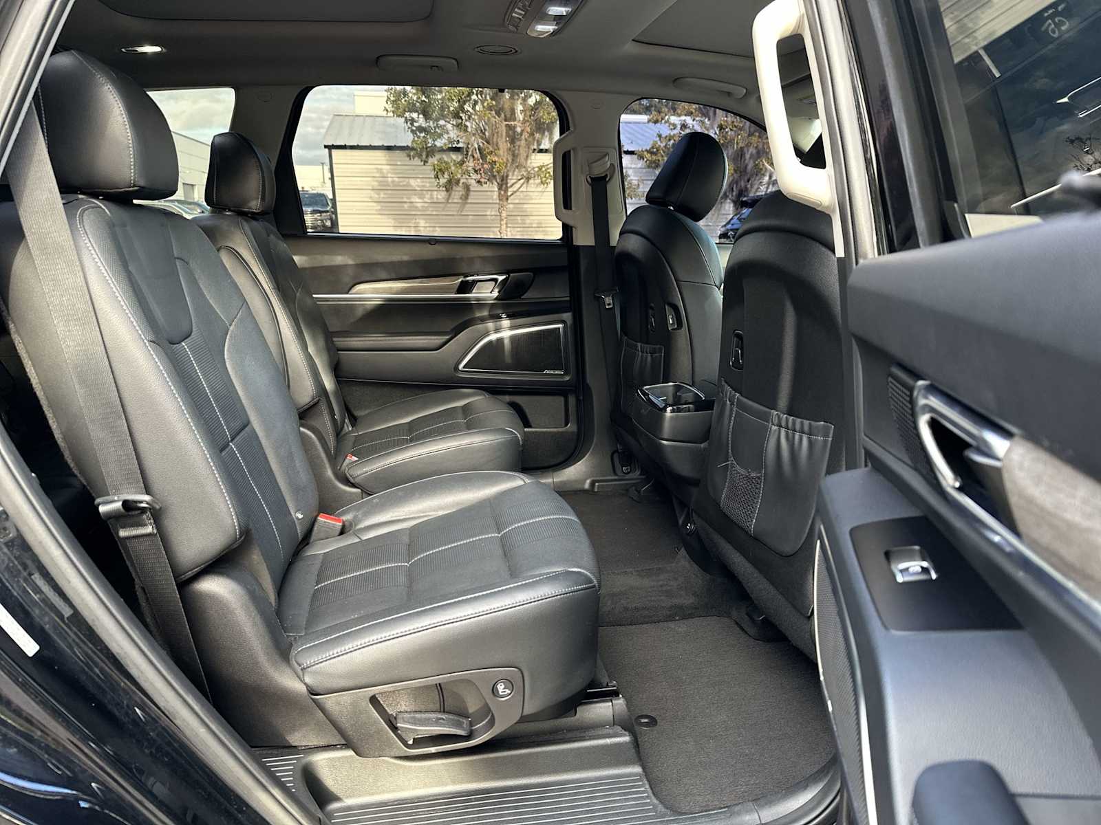 Thumbnail: 2020 Kia Telluride - 19