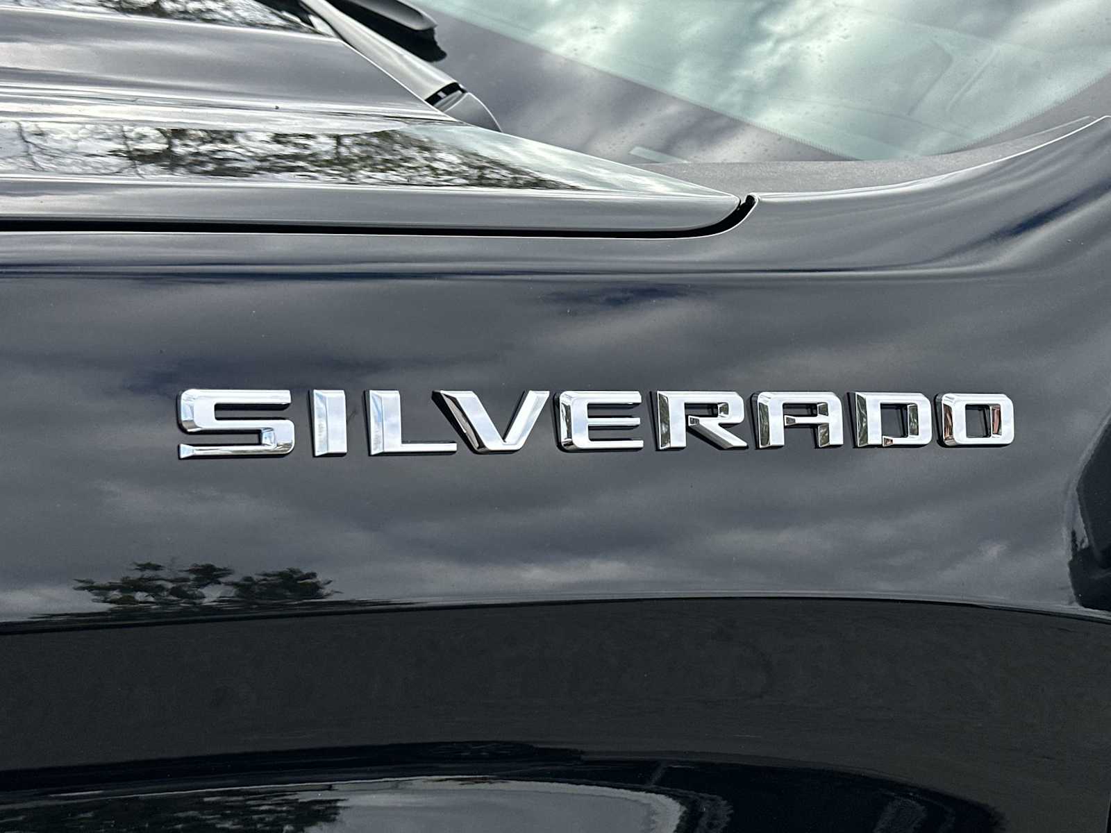 Thumbnail: 2026 Chevrolet Silverado 1500 - 11