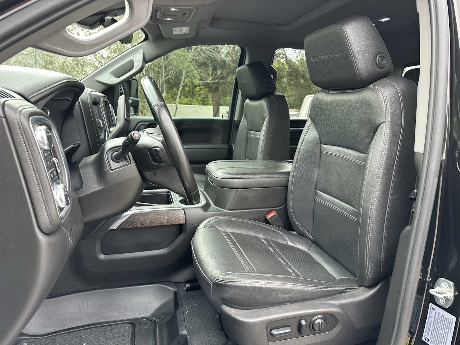 Thumbnail: 2023 GMC Sierra 2500 - 15