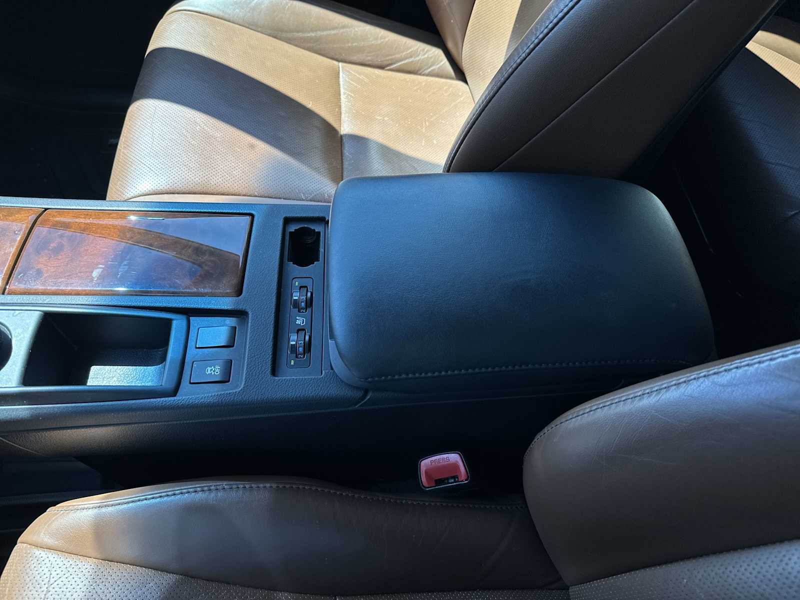 Thumbnail: 2013 Lexus RX - 22
