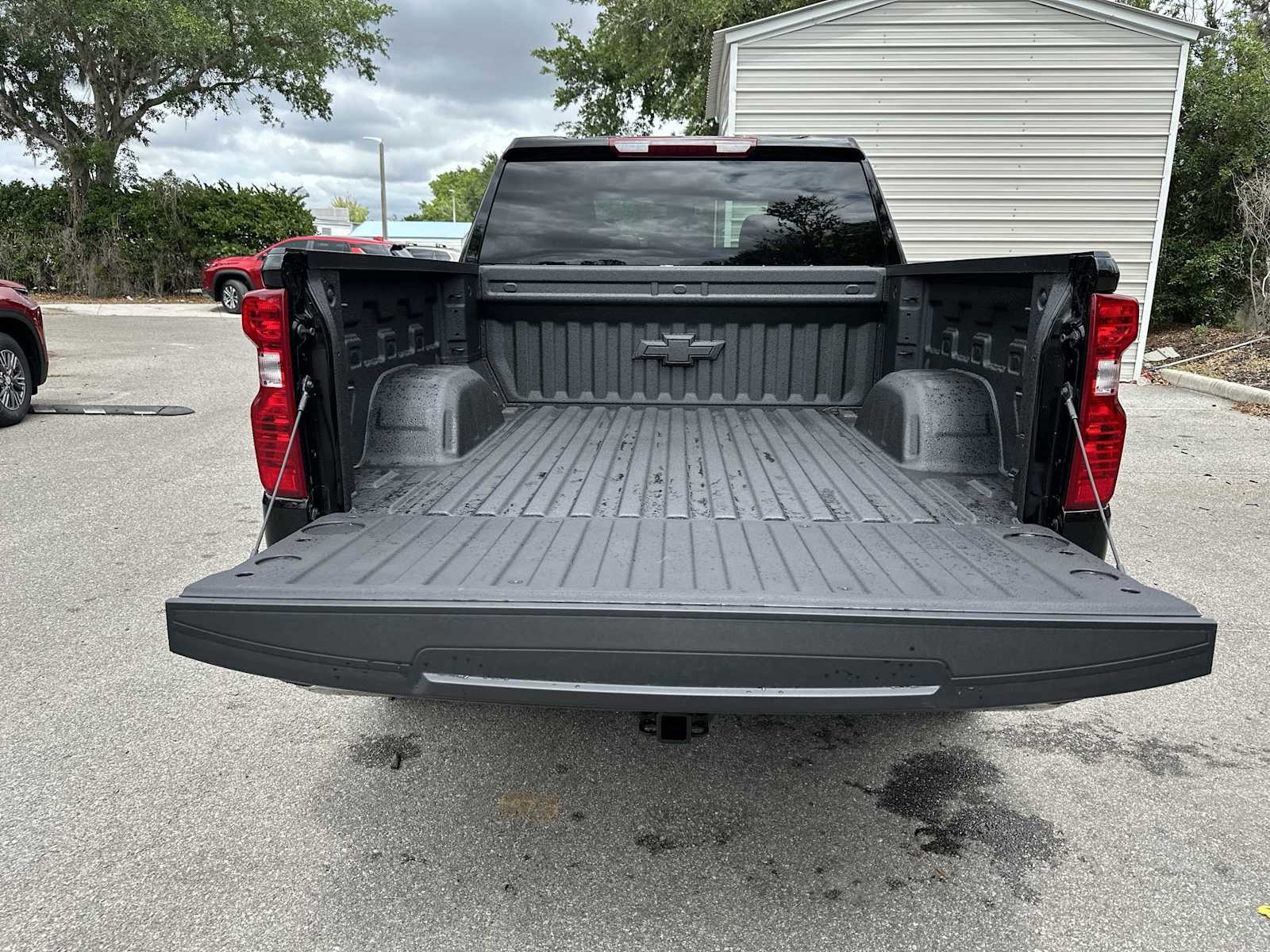 Thumbnail: 2026 Chevrolet Silverado 1500 - 26