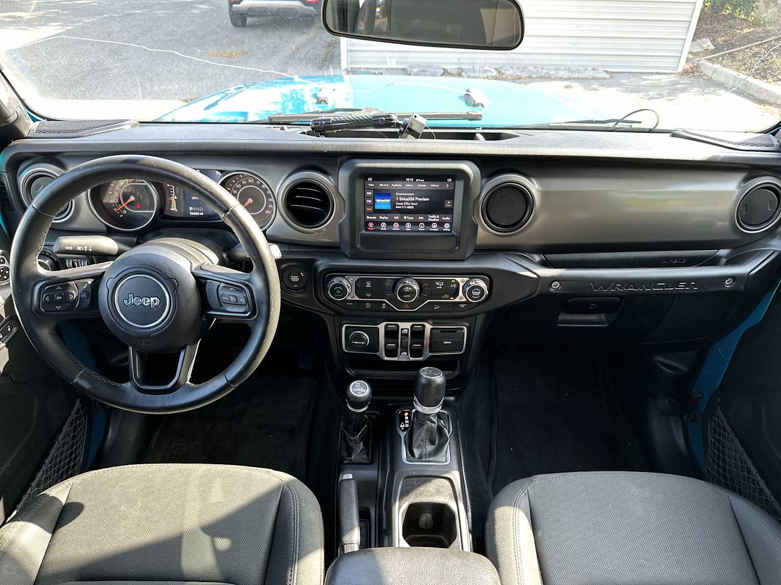 Thumbnail: 2019 Jeep Wrangler - 14