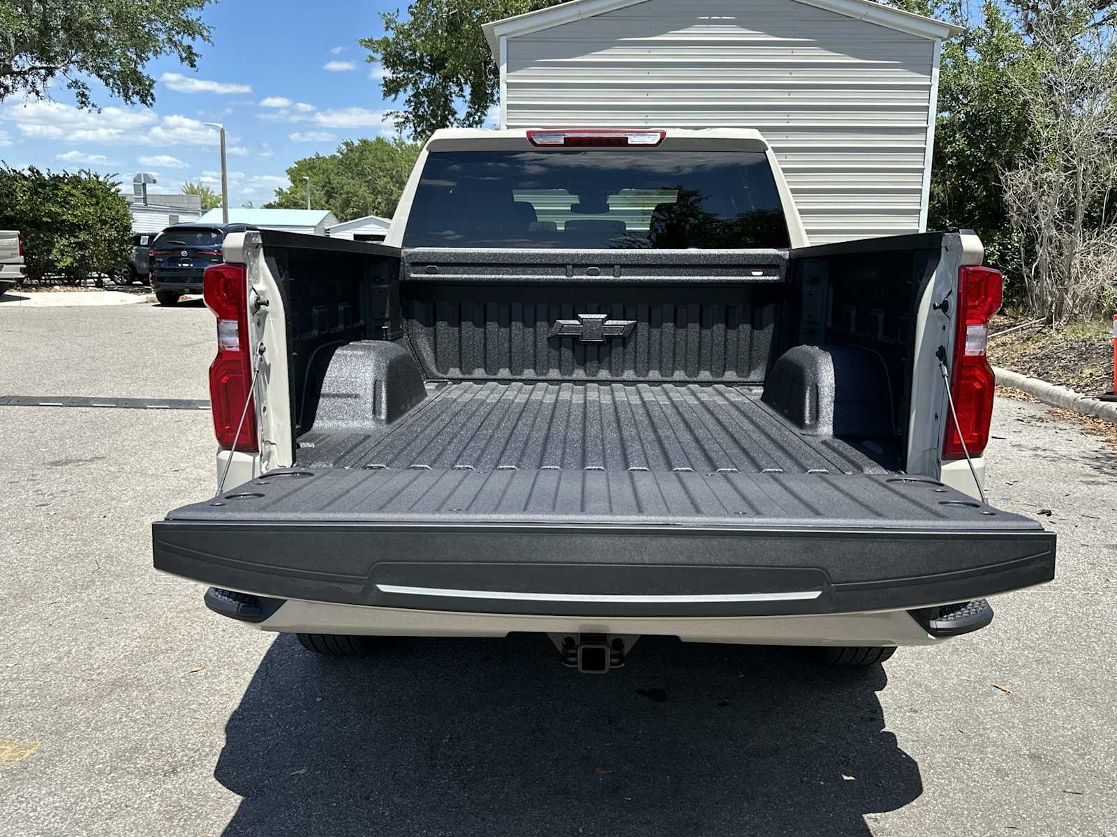 Thumbnail: 2026 Chevrolet Silverado 1500 - 25