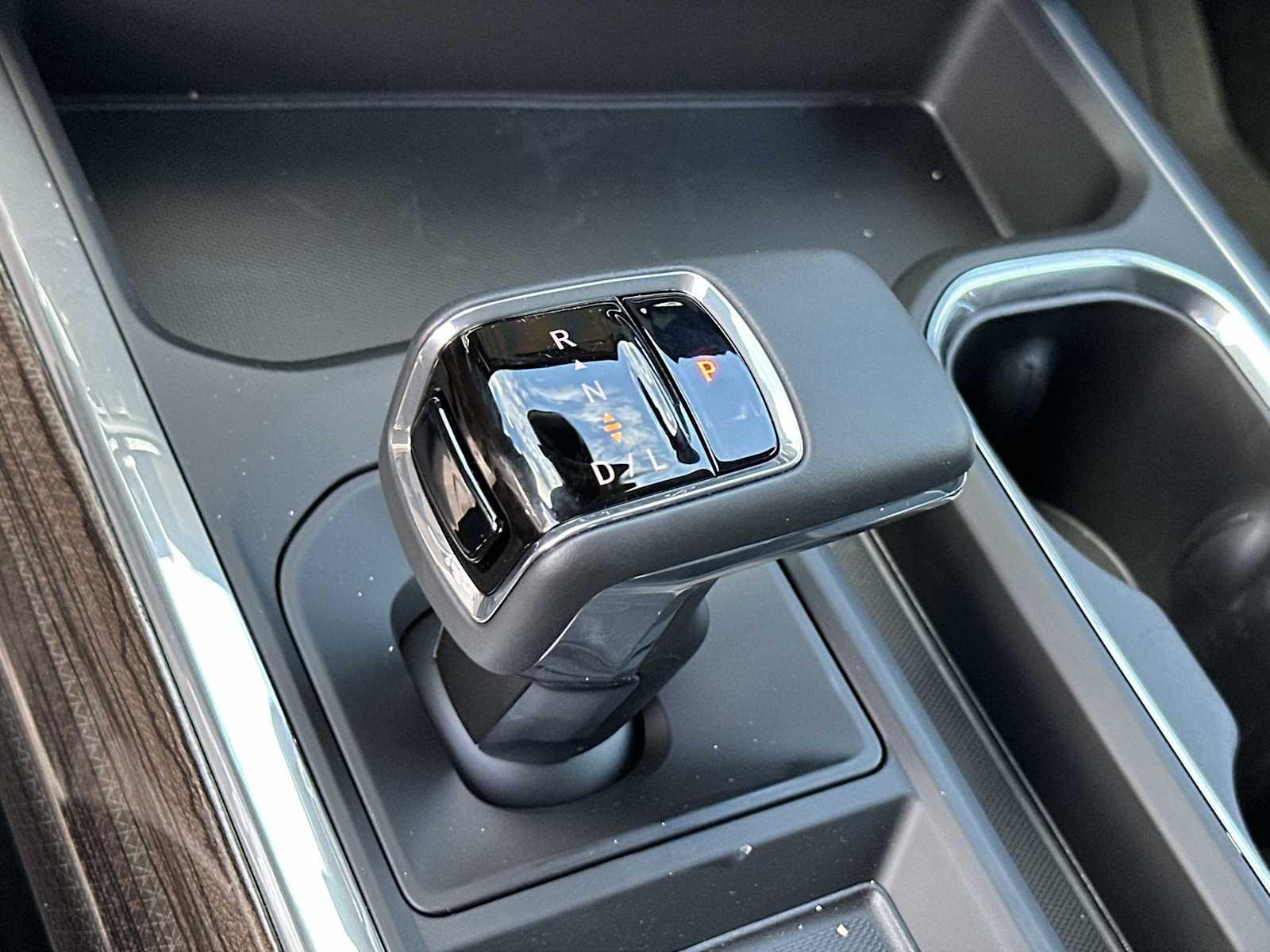Thumbnail: 2026 Chevrolet Silverado 1500 - 24