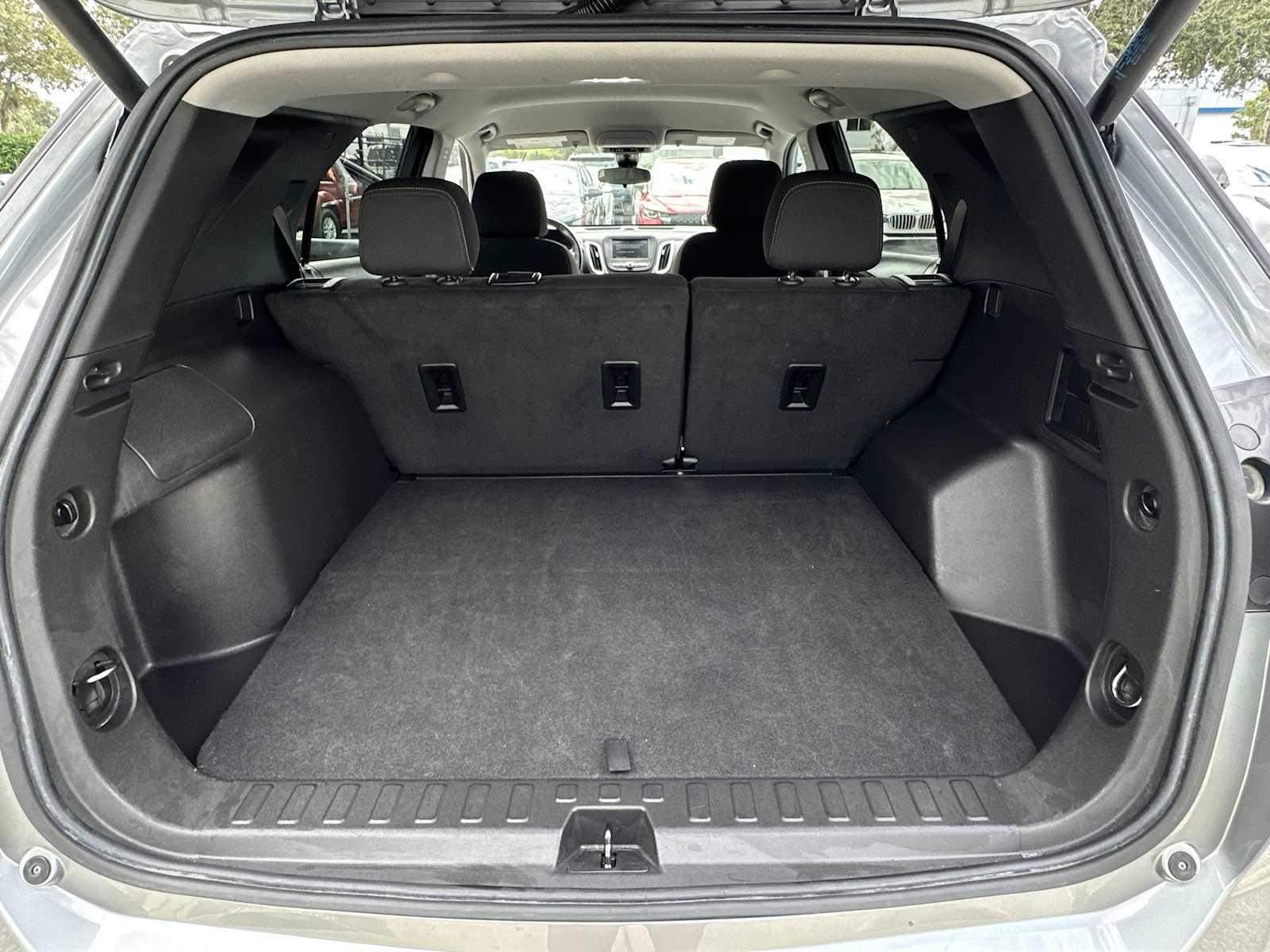 Thumbnail: 2024 Chevrolet Equinox - 26