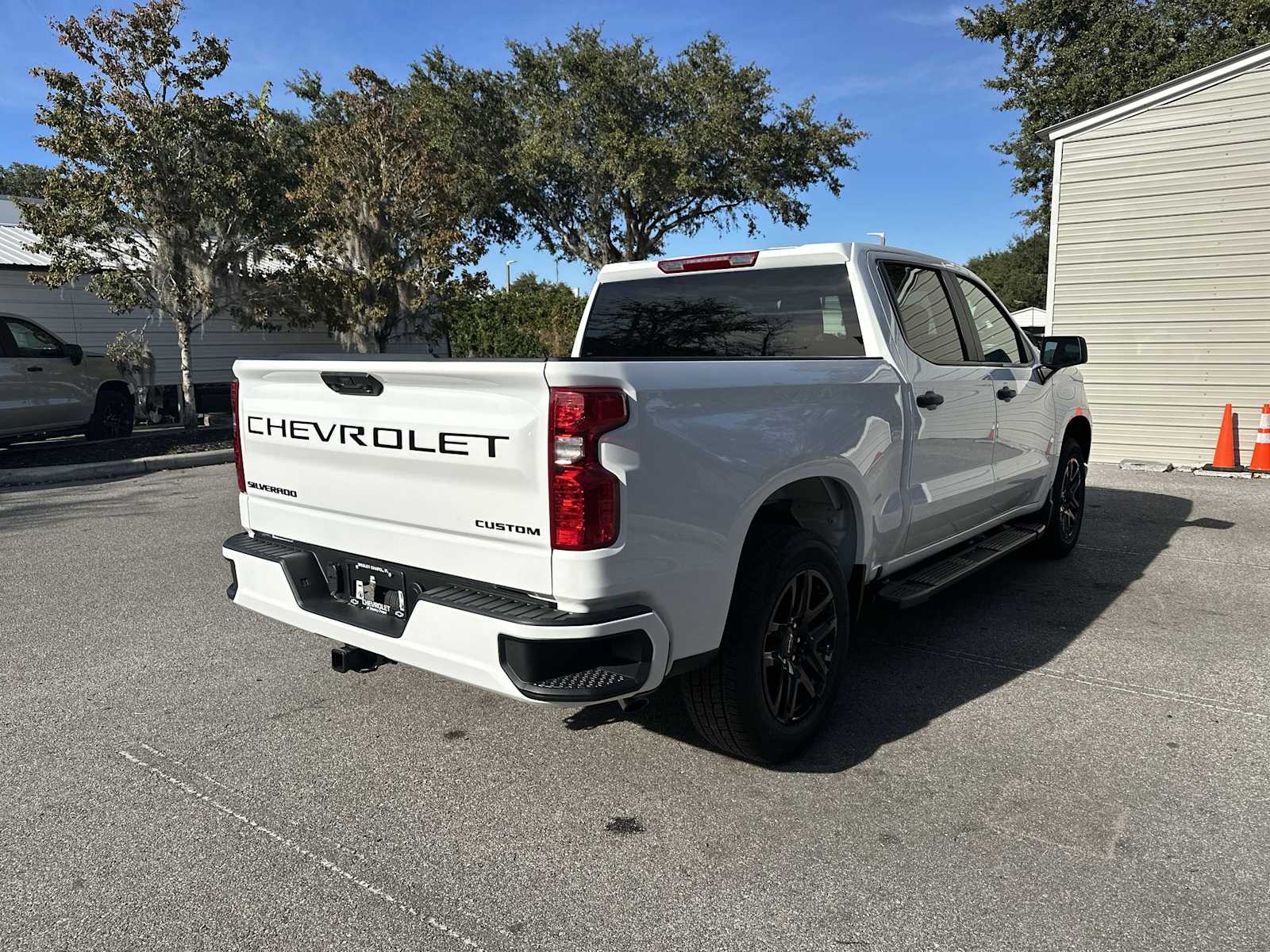 Thumbnail: 2026 Chevrolet Silverado 1500 - 6