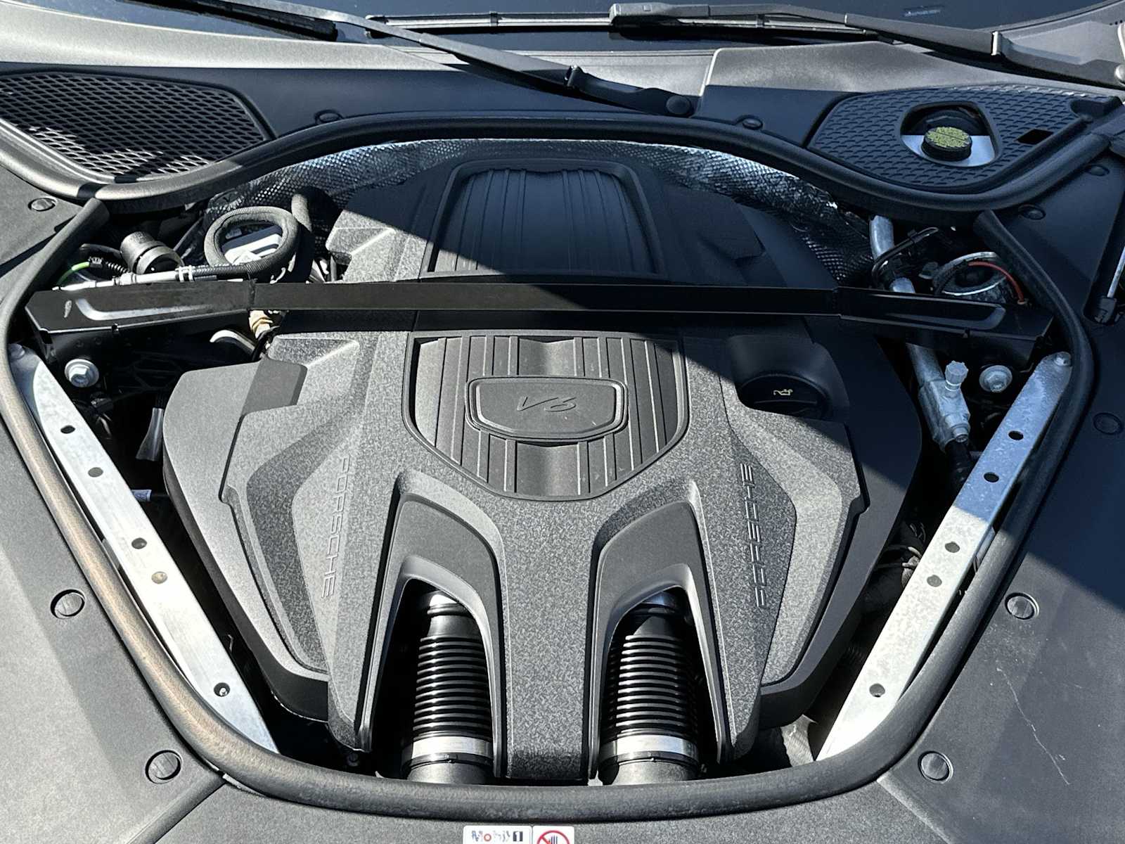 Thumbnail: 2025 Porsche Panamera - 13