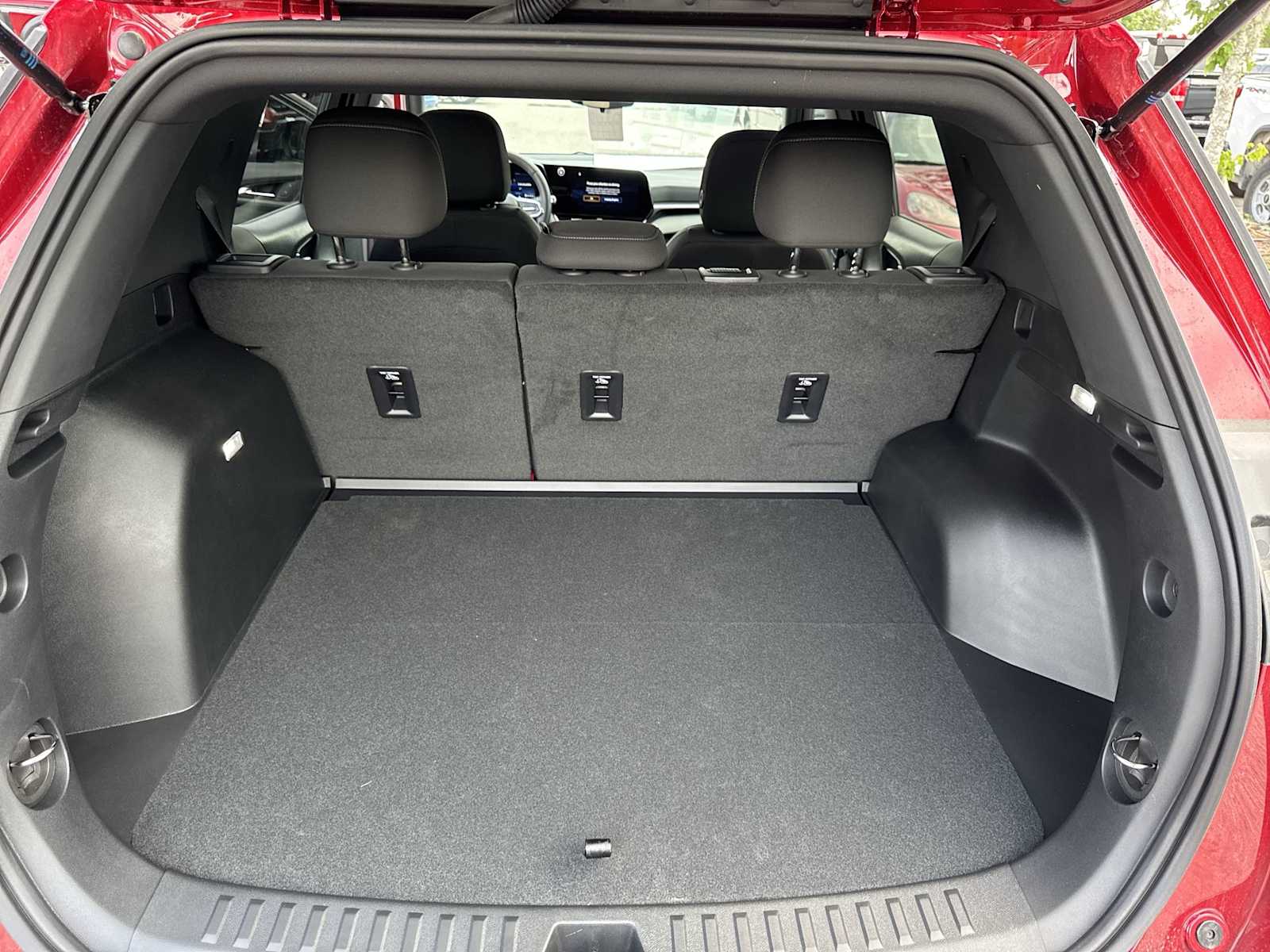 Thumbnail: 2026 Chevrolet Equinox - 25