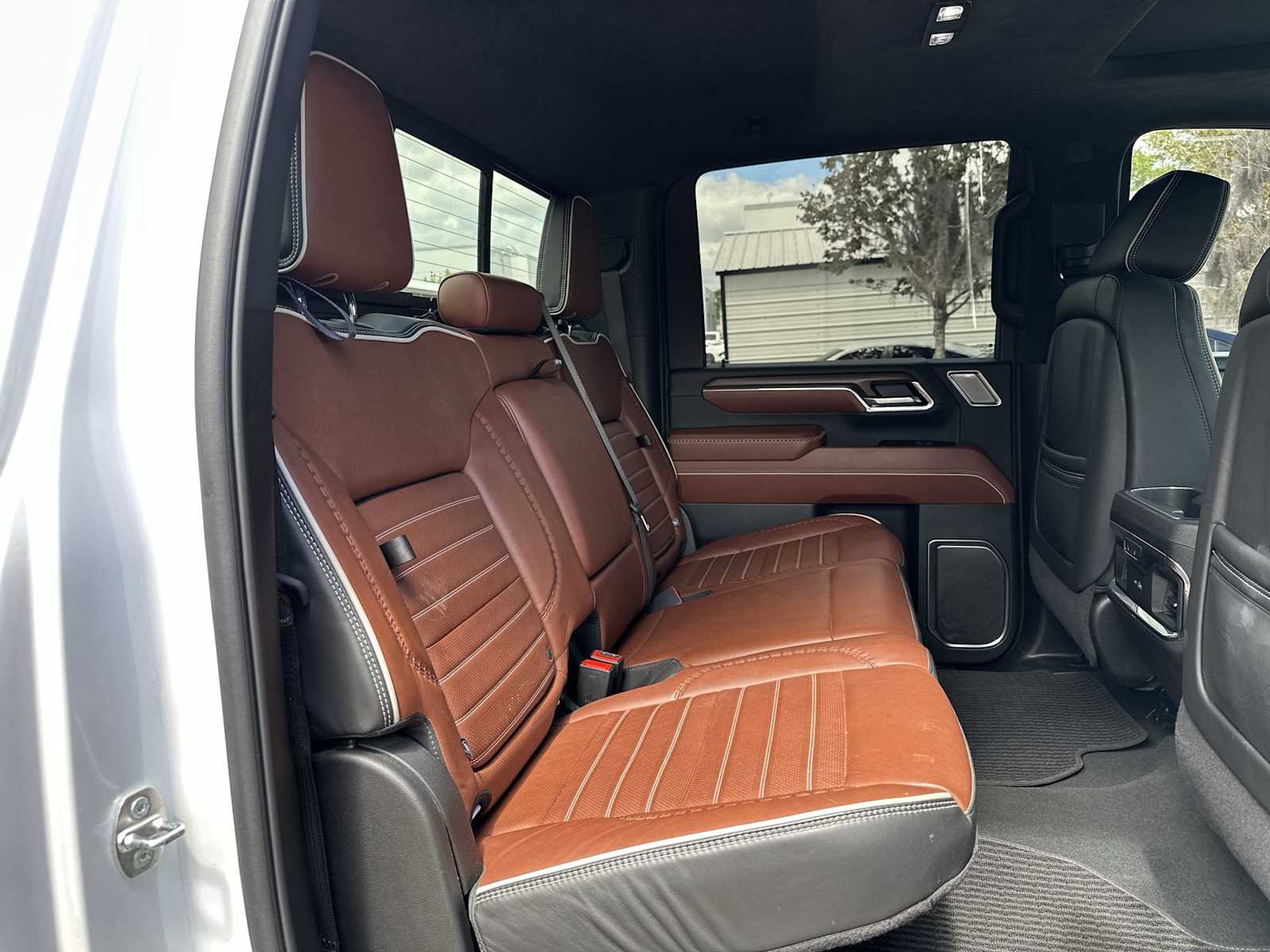 Thumbnail: 2024 GMC Sierra 3500 - 19