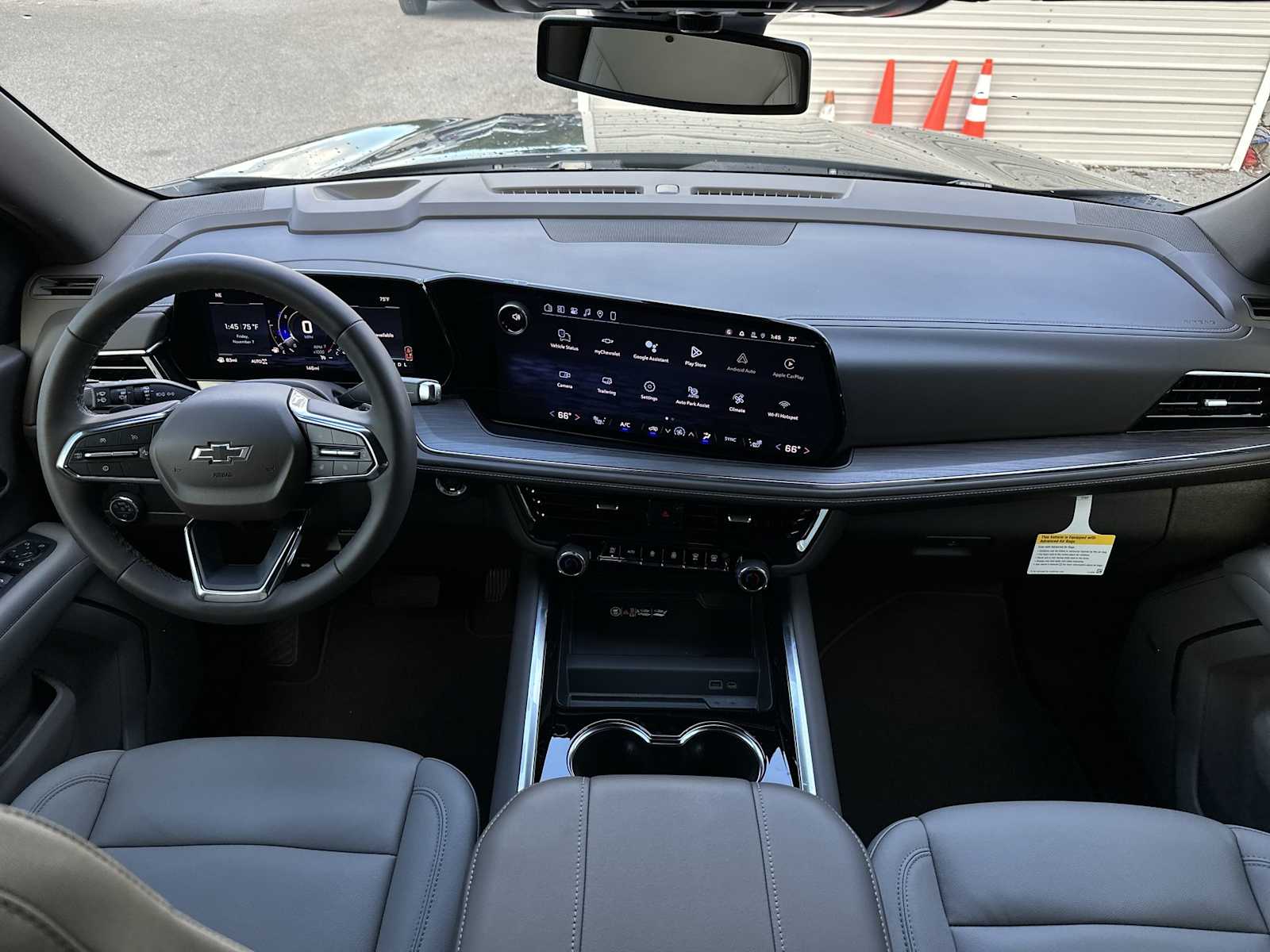 Thumbnail: 2026 Chevrolet Tahoe - 14