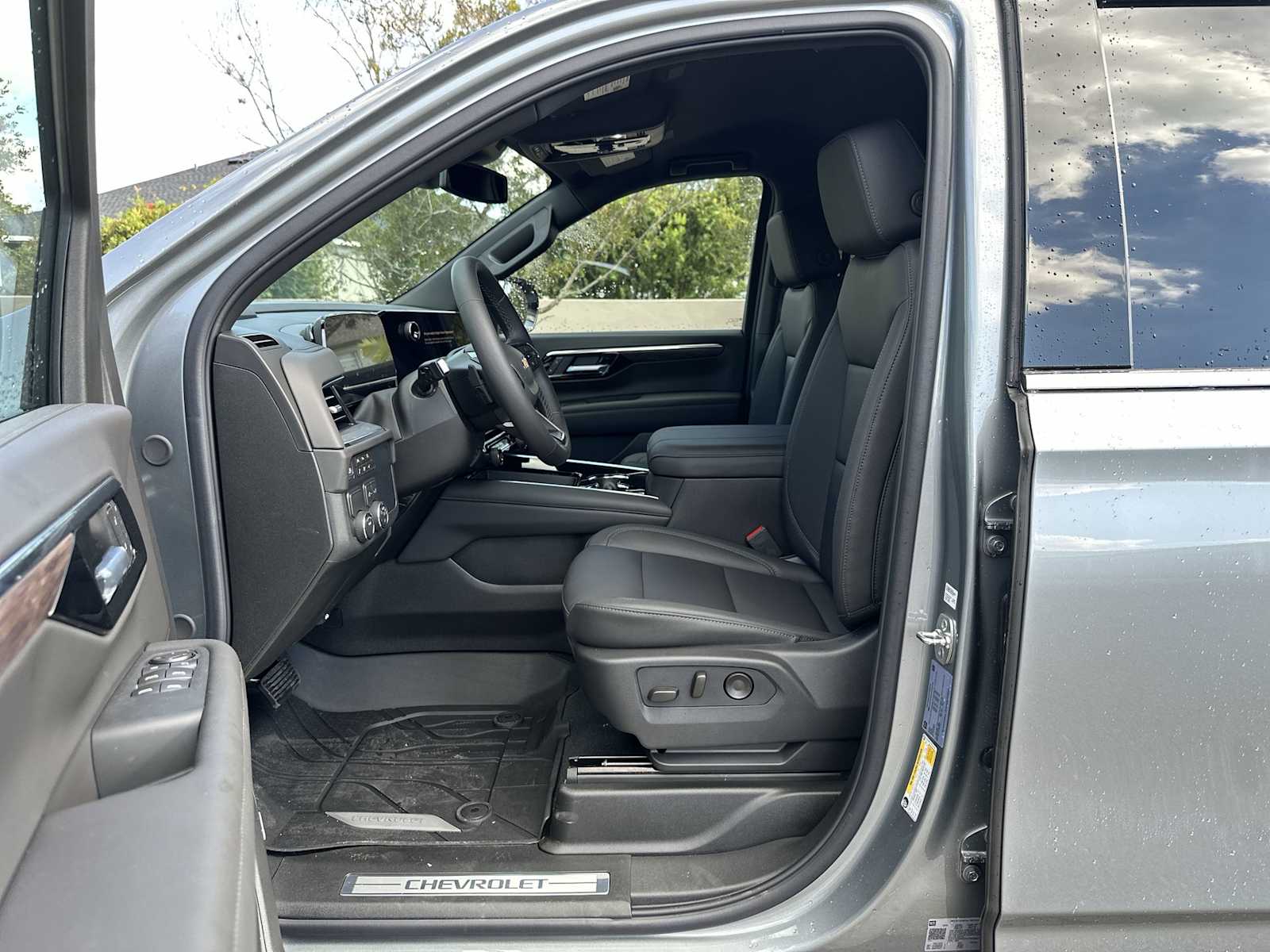 Thumbnail: 2026 Chevrolet Tahoe - 2