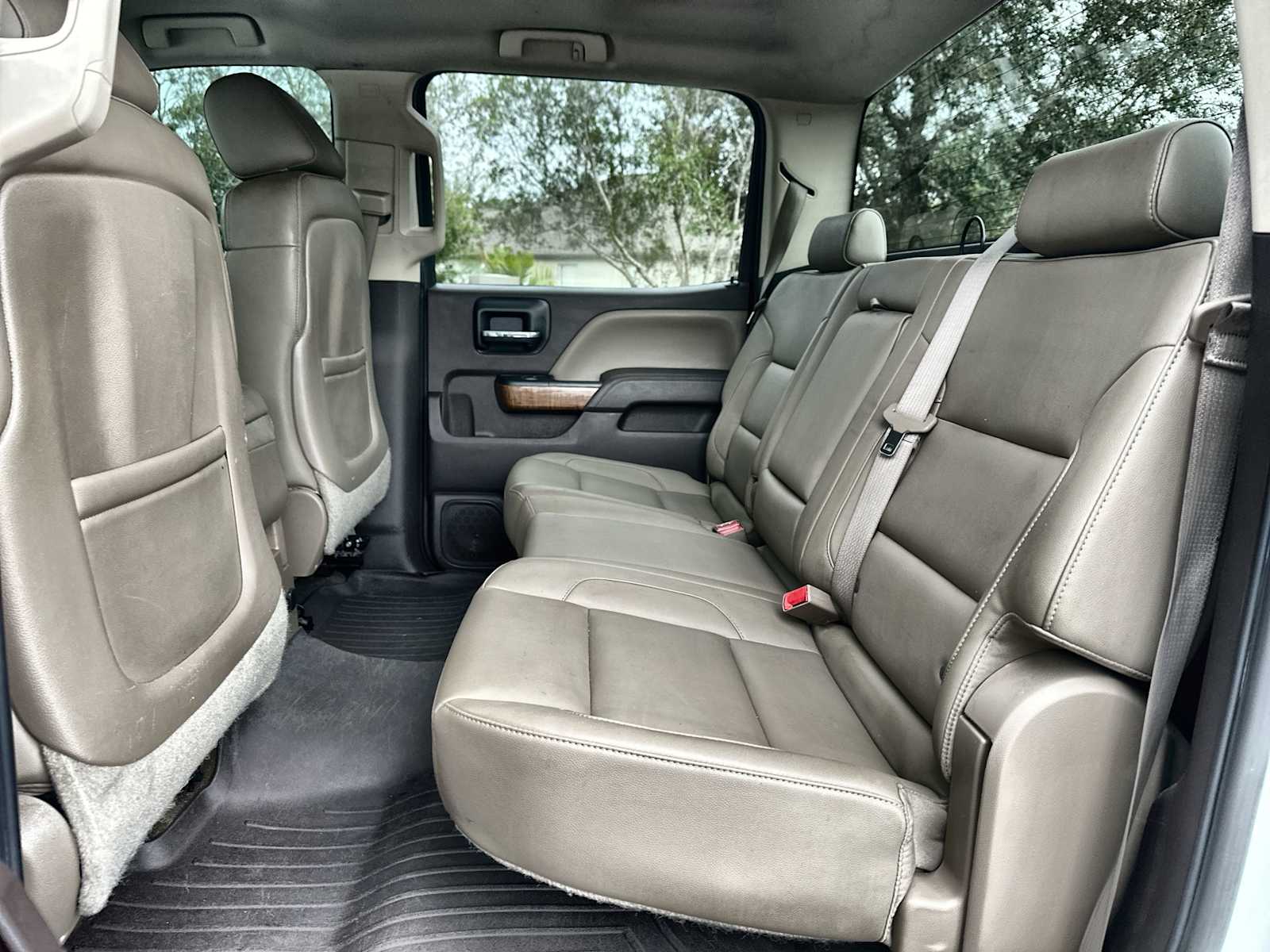 Thumbnail: 2015 GMC Sierra 2500 - 17