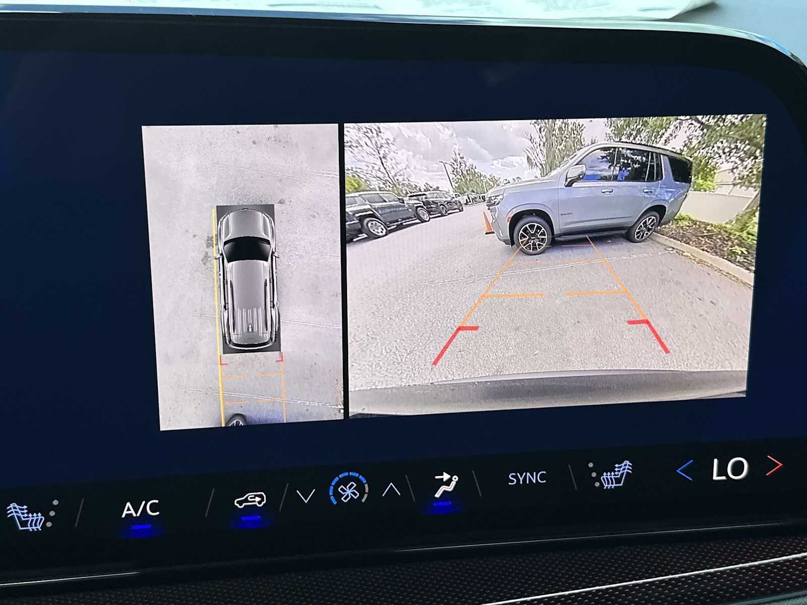 Thumbnail: 2026 Chevrolet Traverse - 28