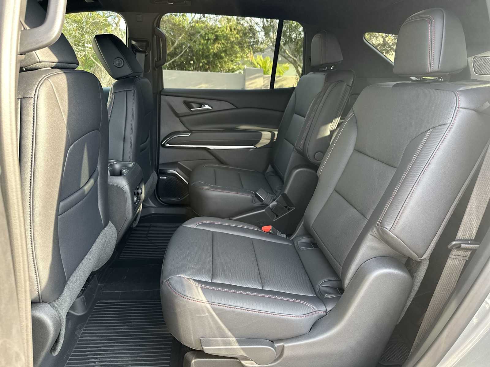 Thumbnail: 2026 Chevrolet Traverse - 18