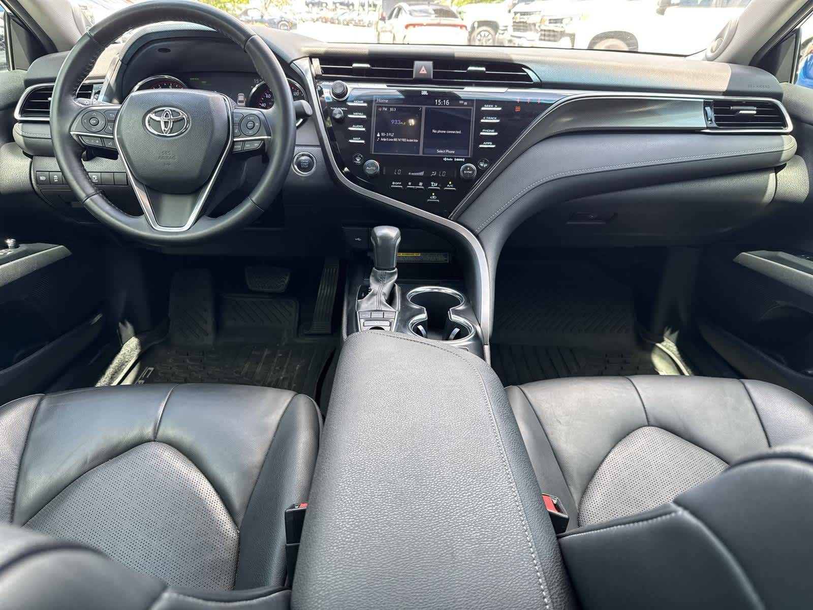 2020 Toyota Camry XSE 12
