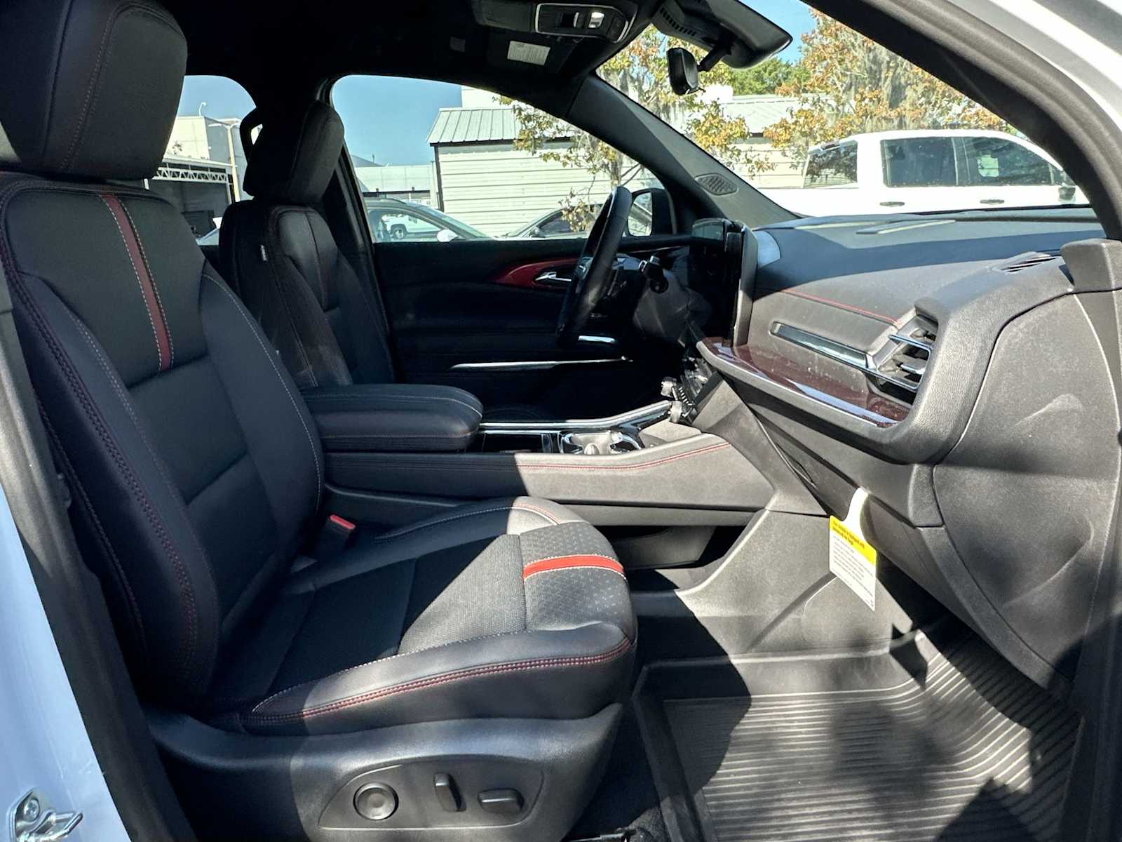 Thumbnail: 2026 Chevrolet Traverse - 19