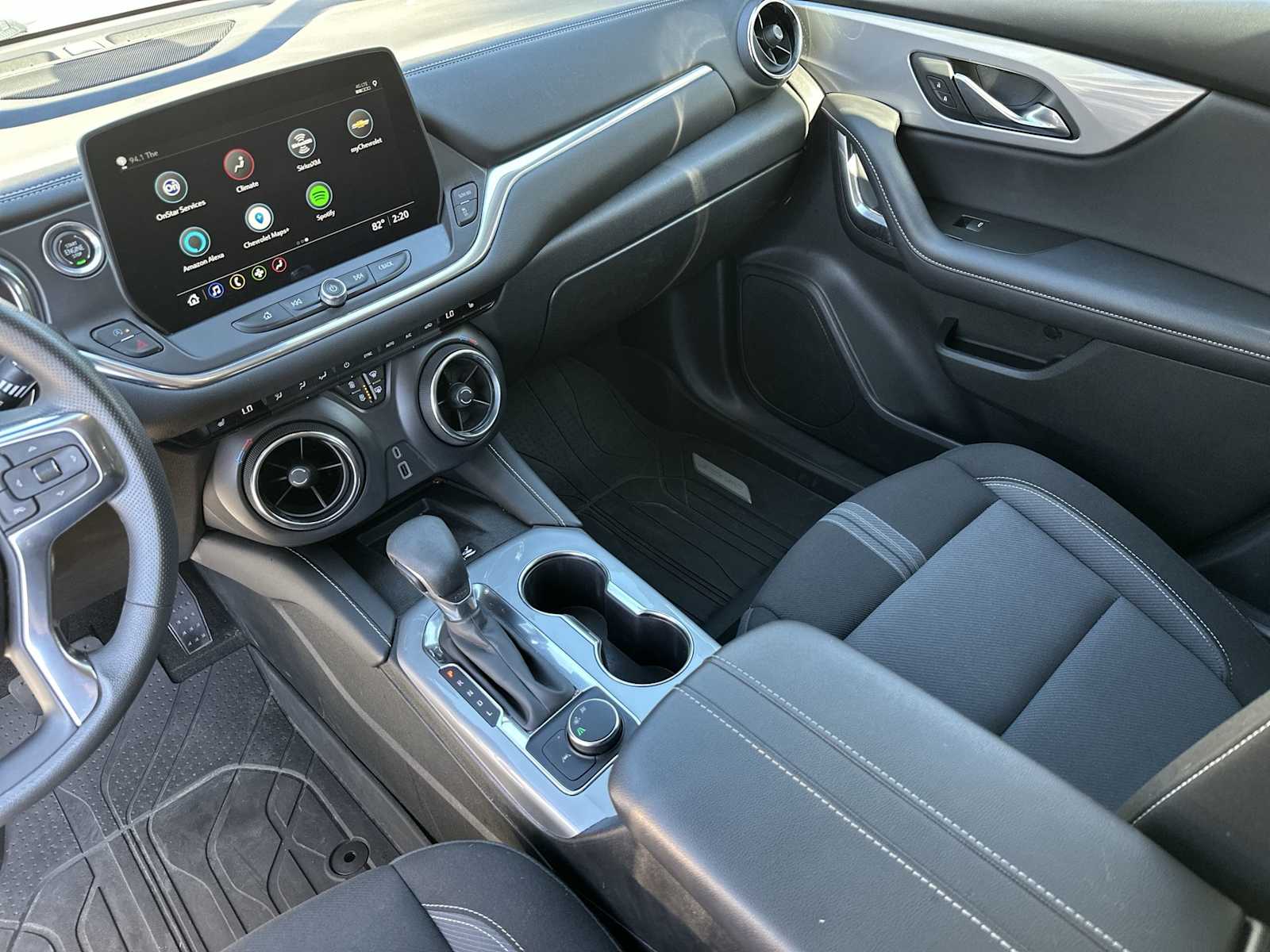 Thumbnail: 2023 Chevrolet Blazer - 21