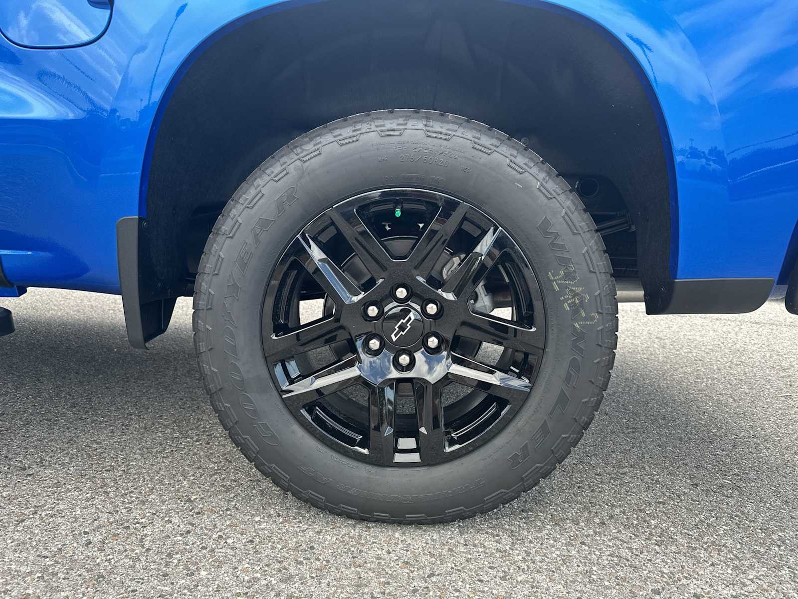 Thumbnail: 2026 Chevrolet Silverado 1500 - 12