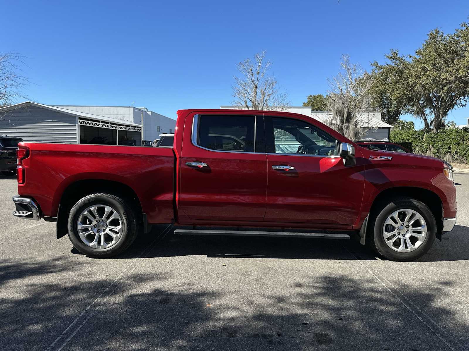 Thumbnail: 2022 Chevrolet Silverado 1500 - 7