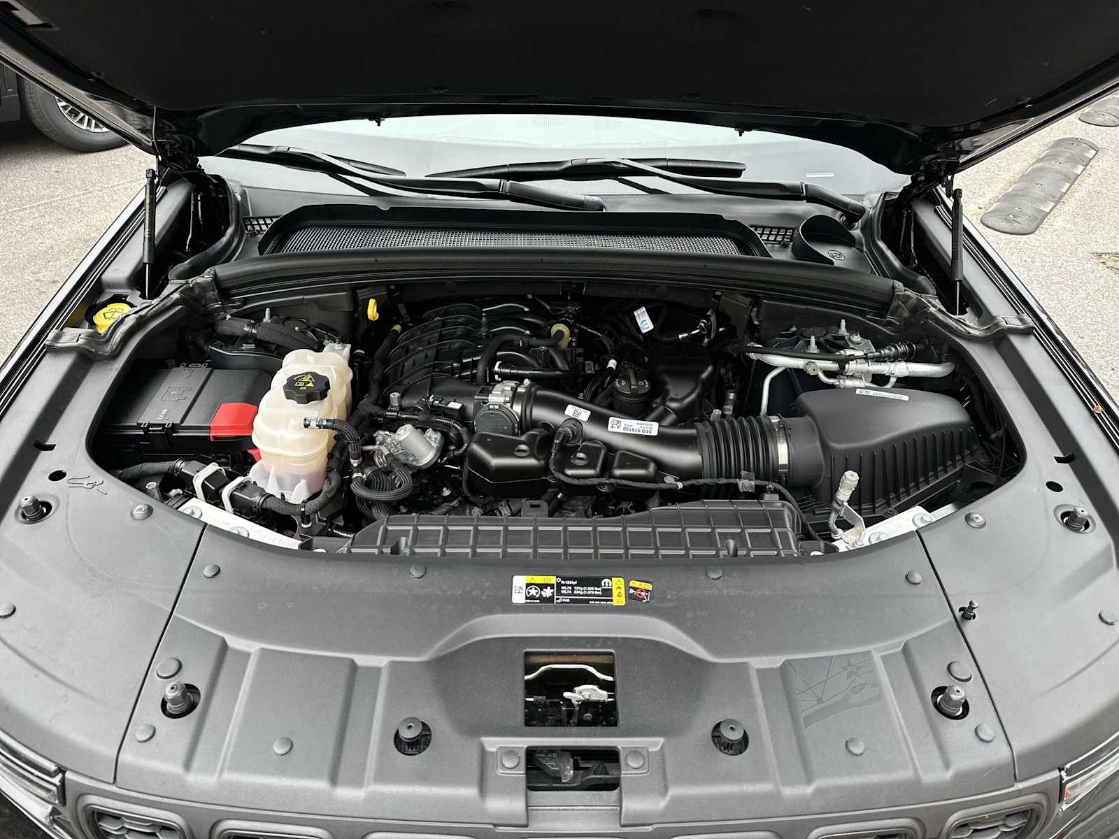 Thumbnail: 2024 Jeep Grand Cherokee - 13