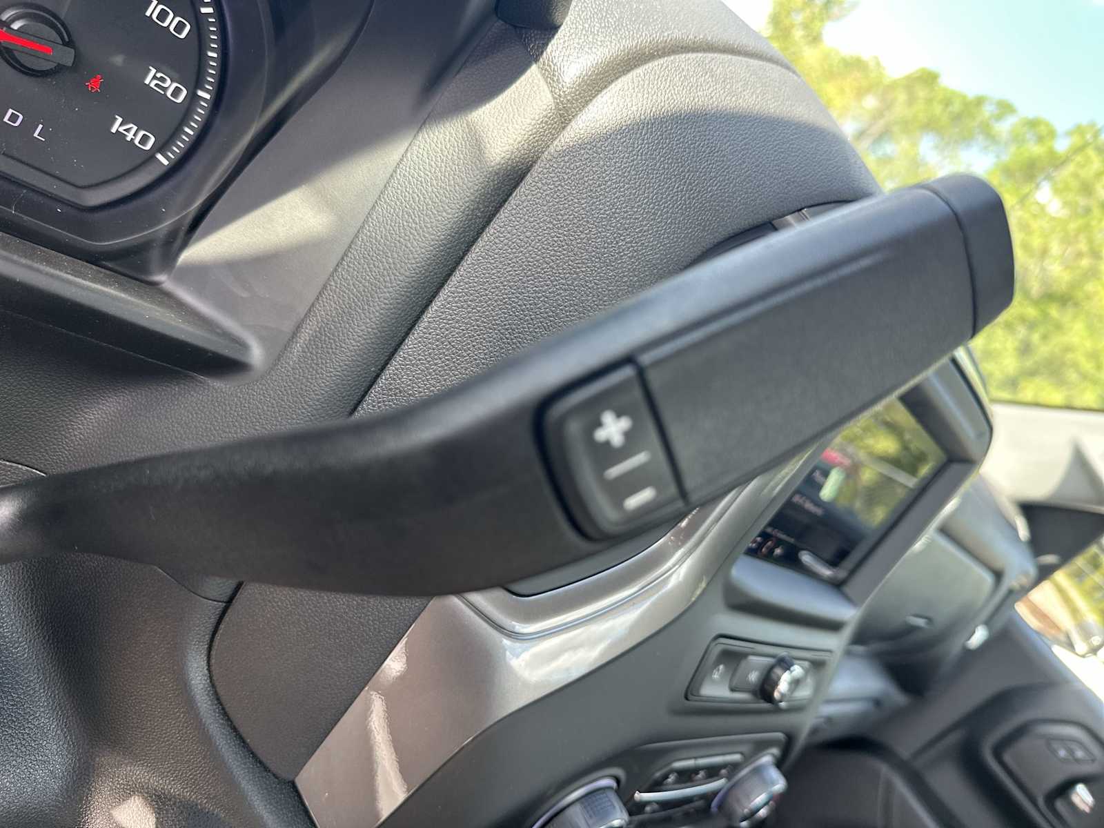 Thumbnail: 2025 Chevrolet Silverado 1500 - 23