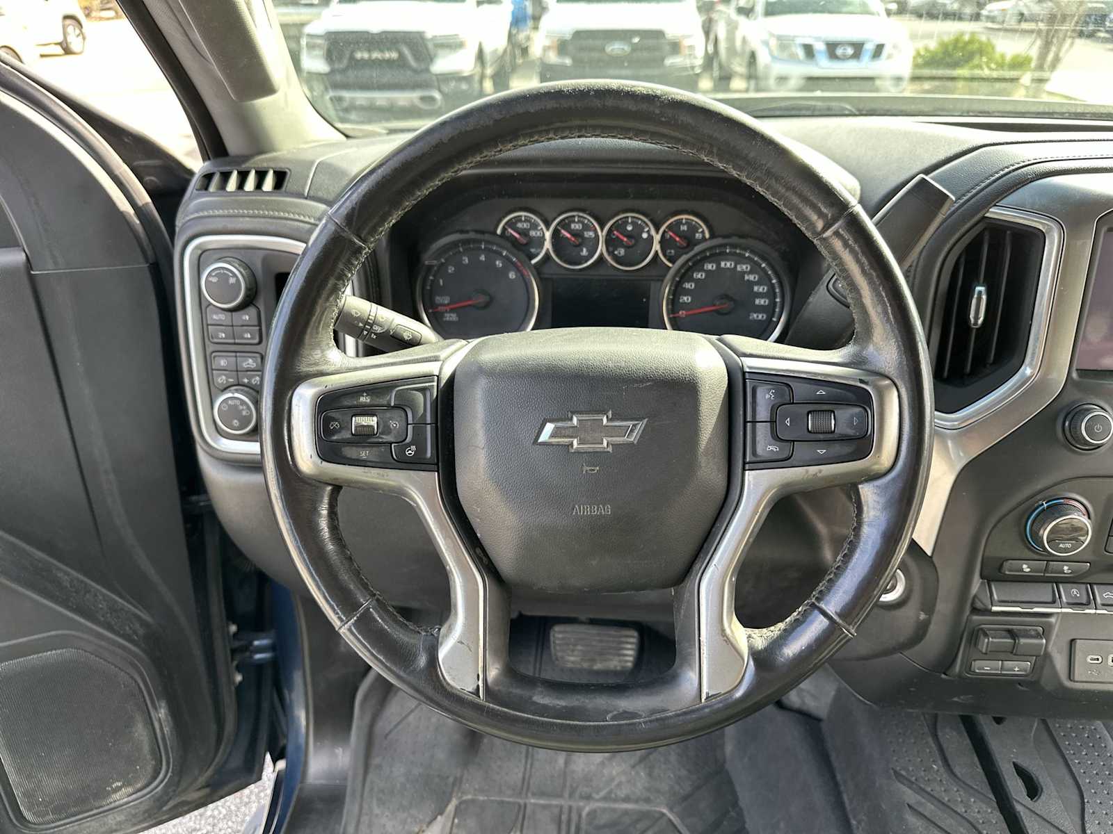 Thumbnail: 2019 Chevrolet Silverado 1500 - 20