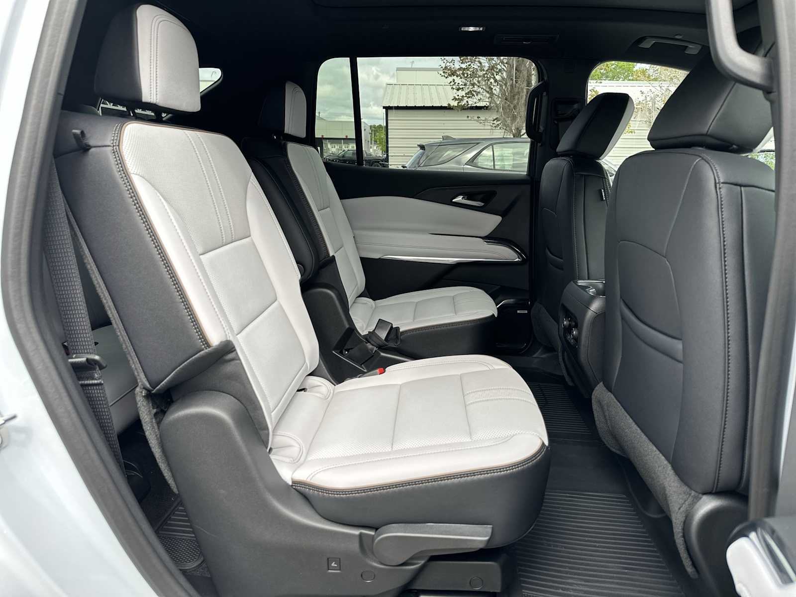 Thumbnail: 2026 Chevrolet Traverse - 19