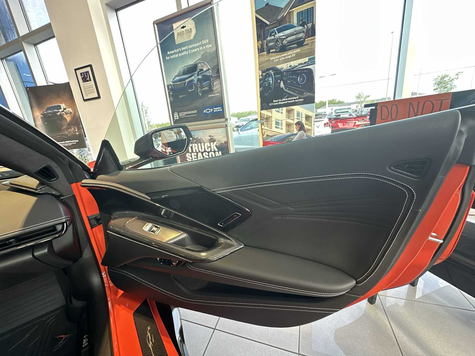 Thumbnail: 2025 Chevrolet Corvette - 17