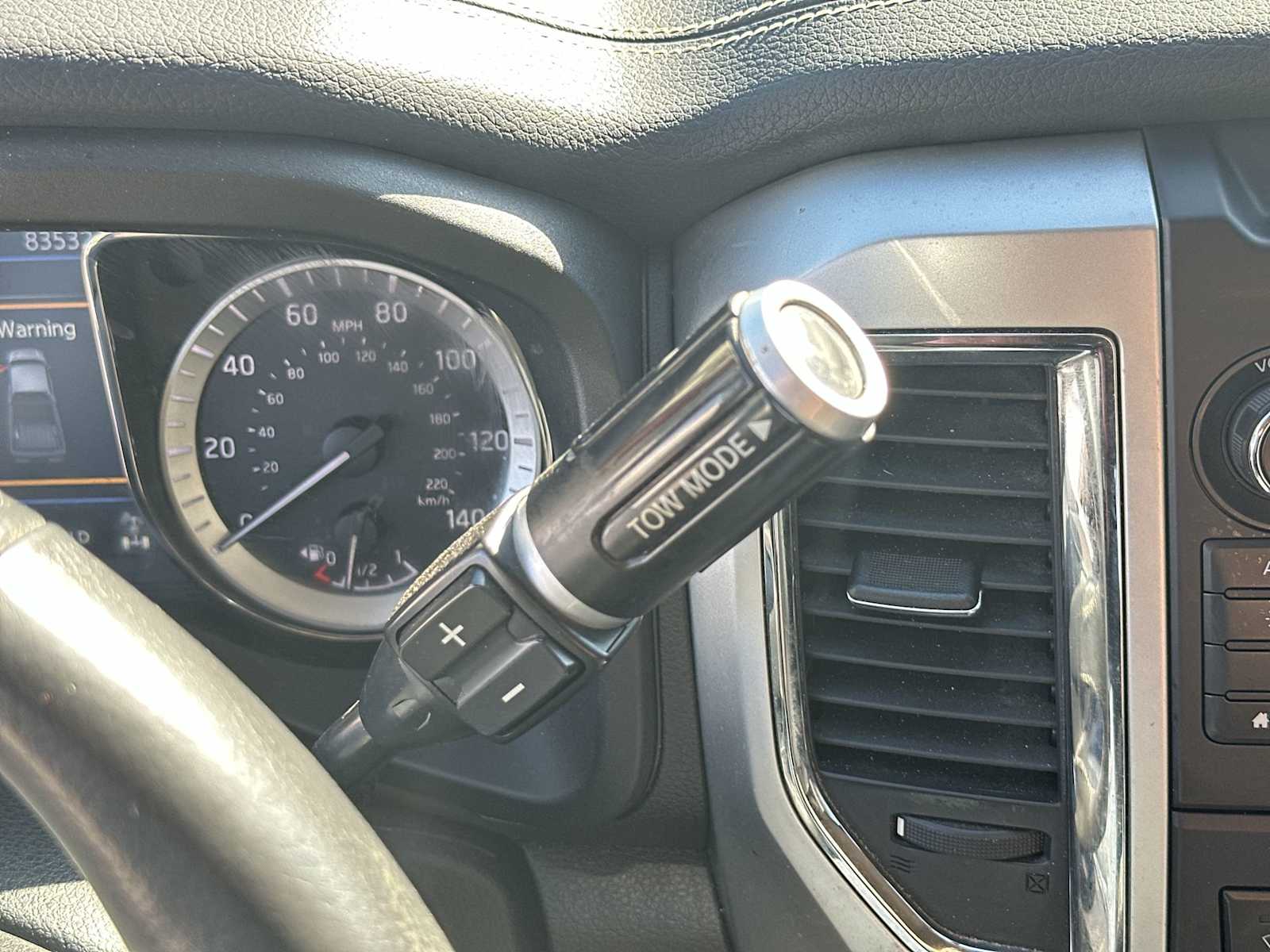 Thumbnail: 2019 Nissan Titan - 23