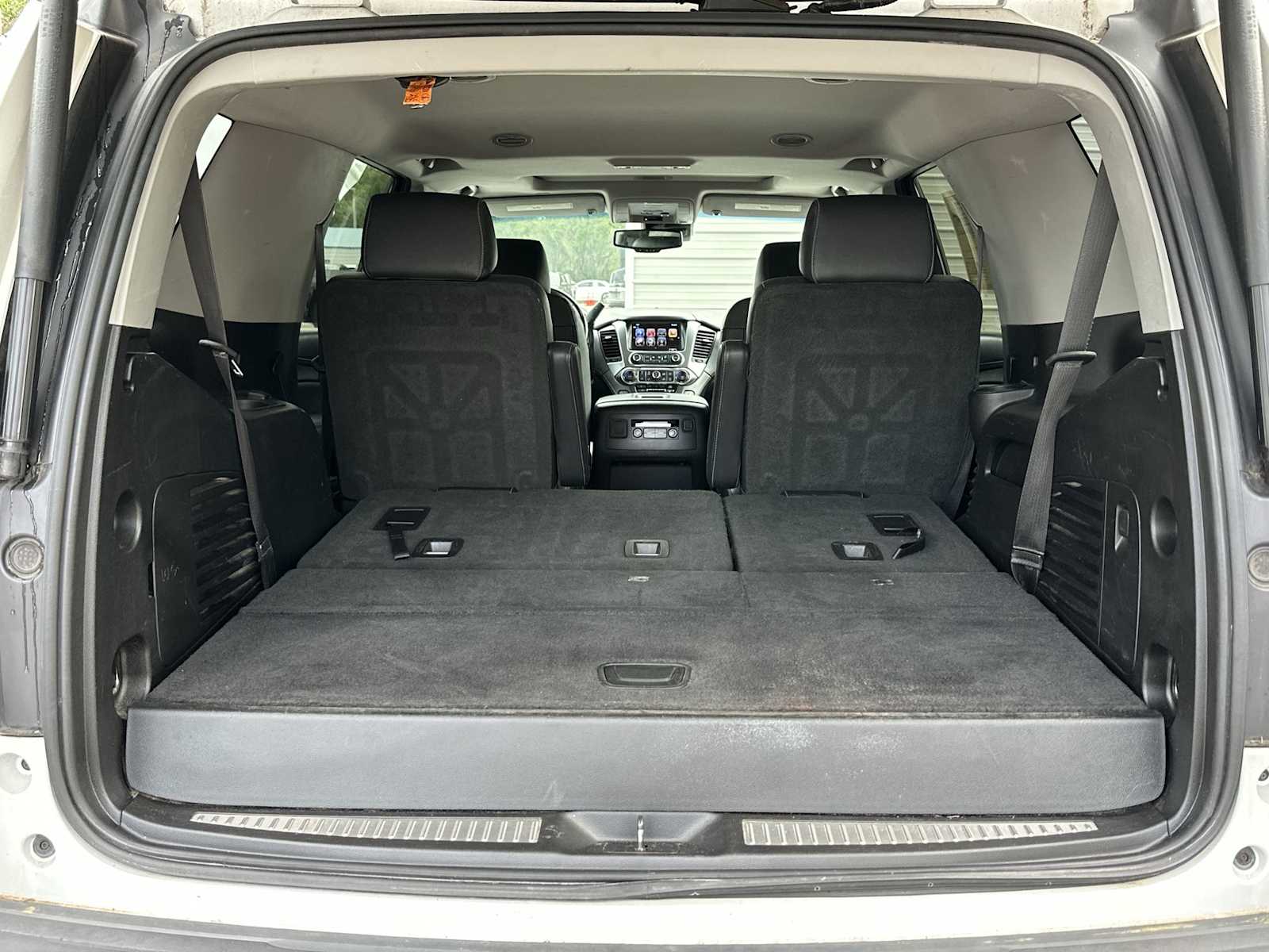 Thumbnail: 2018 Chevrolet Tahoe - 26