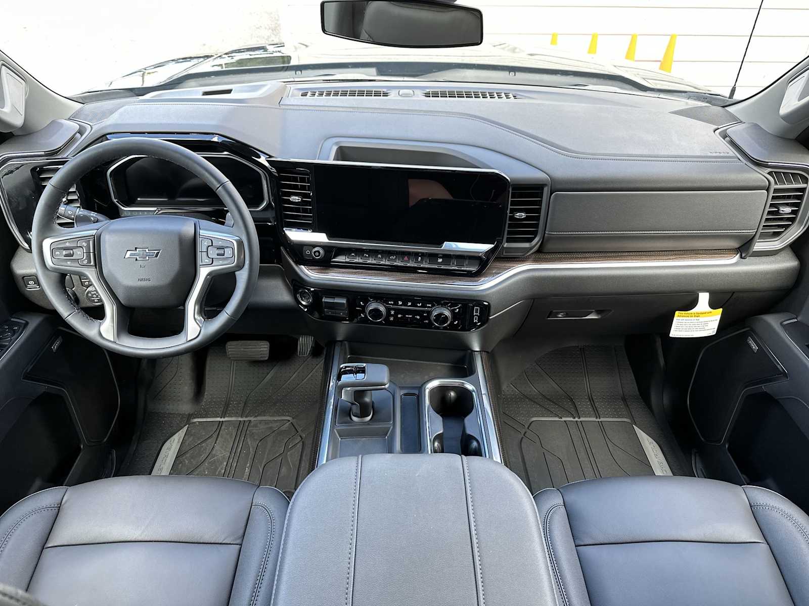 Thumbnail: 2026 Chevrolet Silverado 1500 - 14