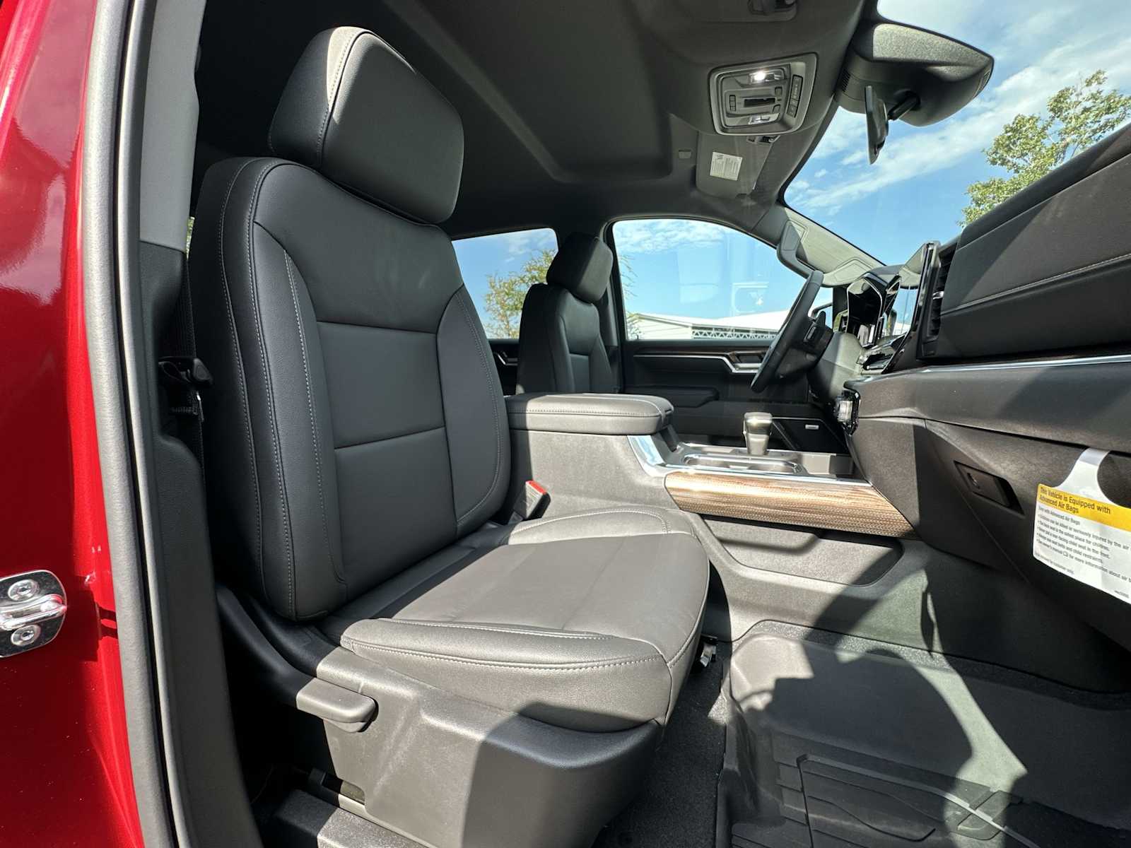 Thumbnail: 2026 Chevrolet Silverado 1500 - 19