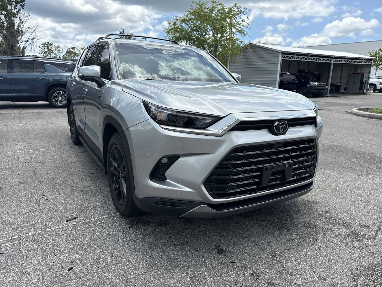 Thumbnail: 2024 Toyota Grand Highlander - 8