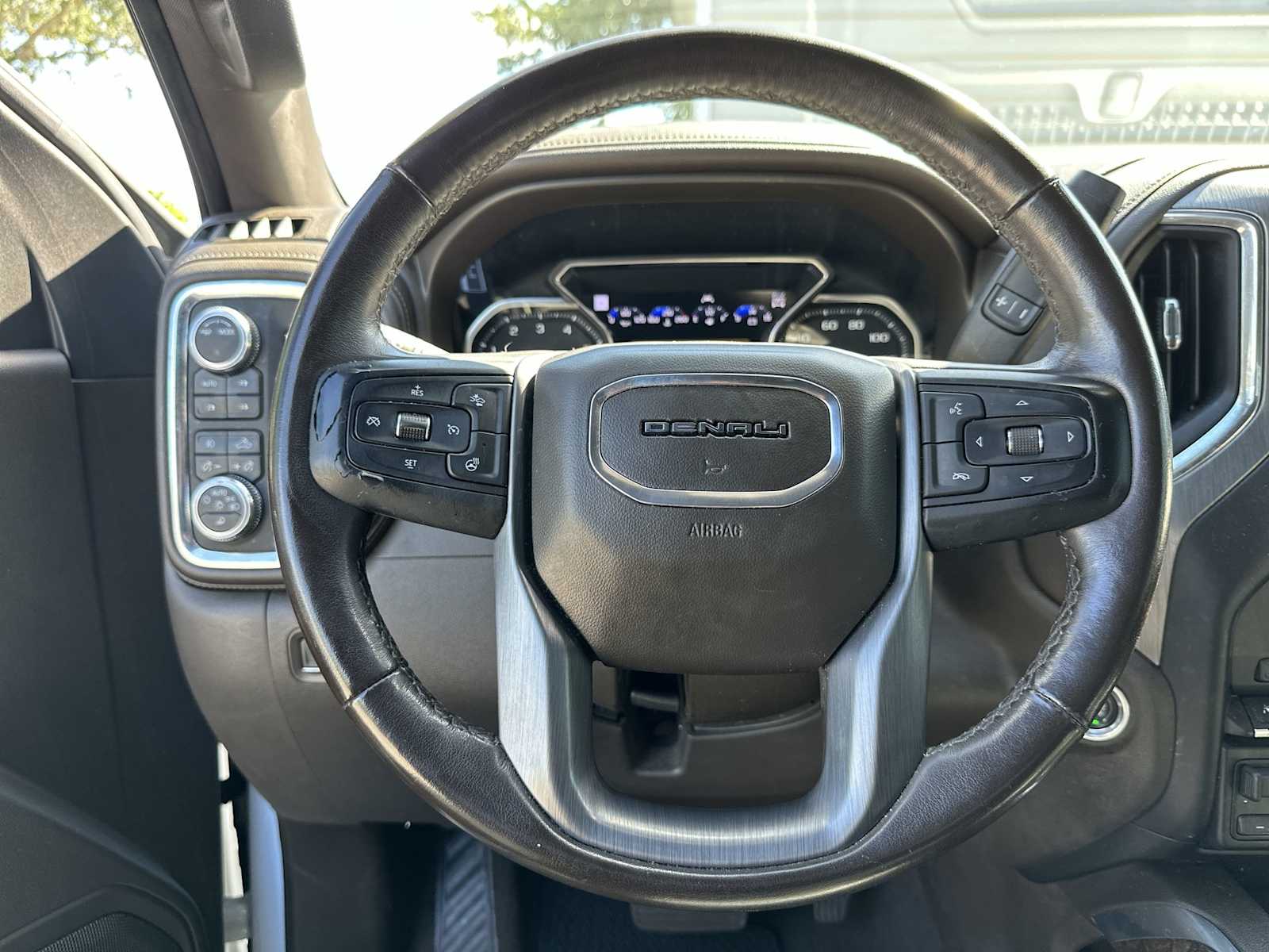 Thumbnail: 2021 GMC Sierra 1500 - 21