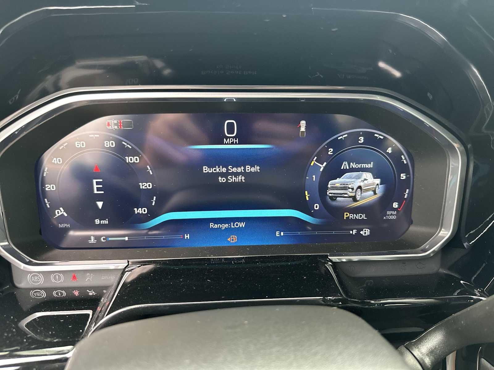 Thumbnail: 2026 Chevrolet Silverado 1500 - 24